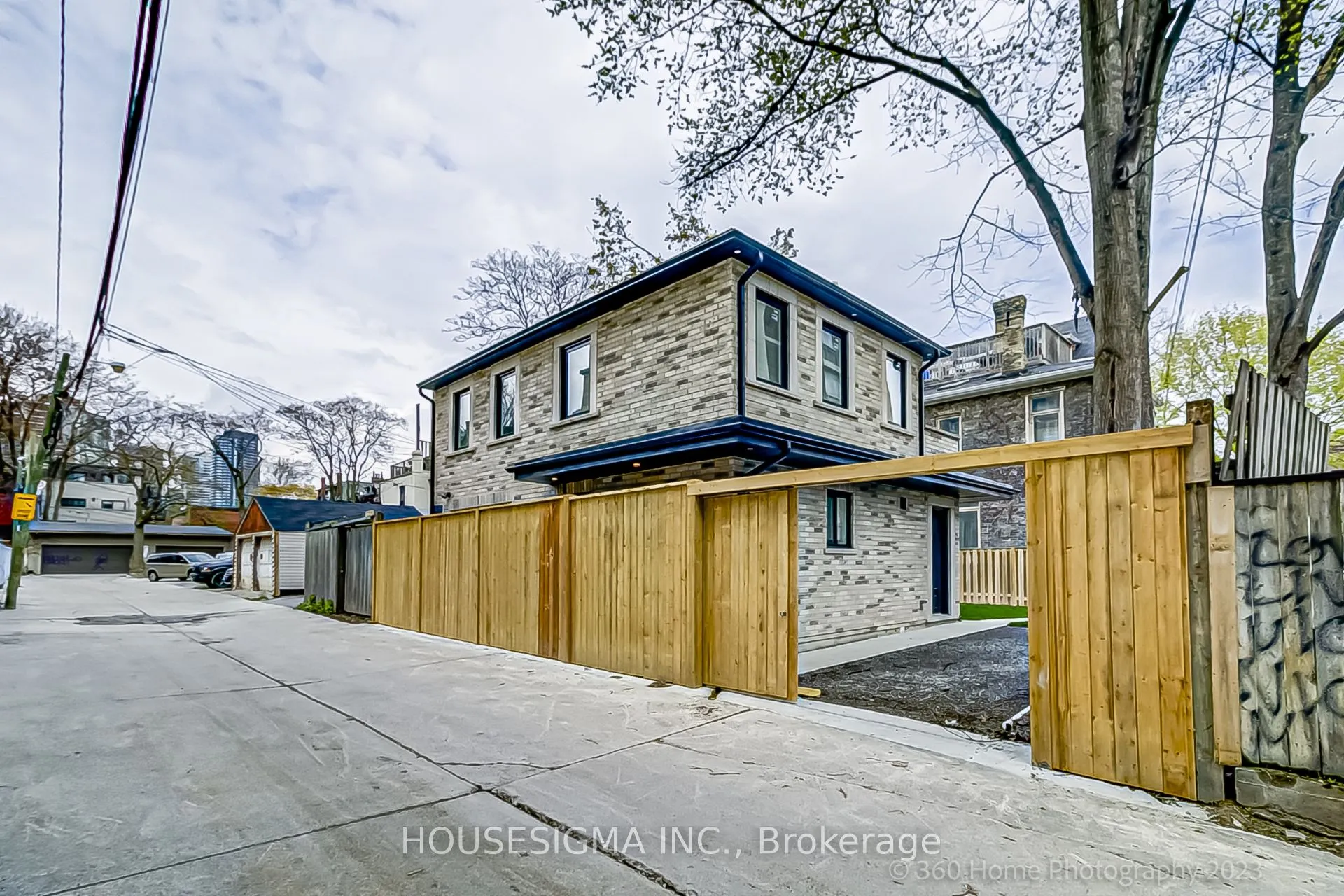 104 Pembroke Street, #Laneway