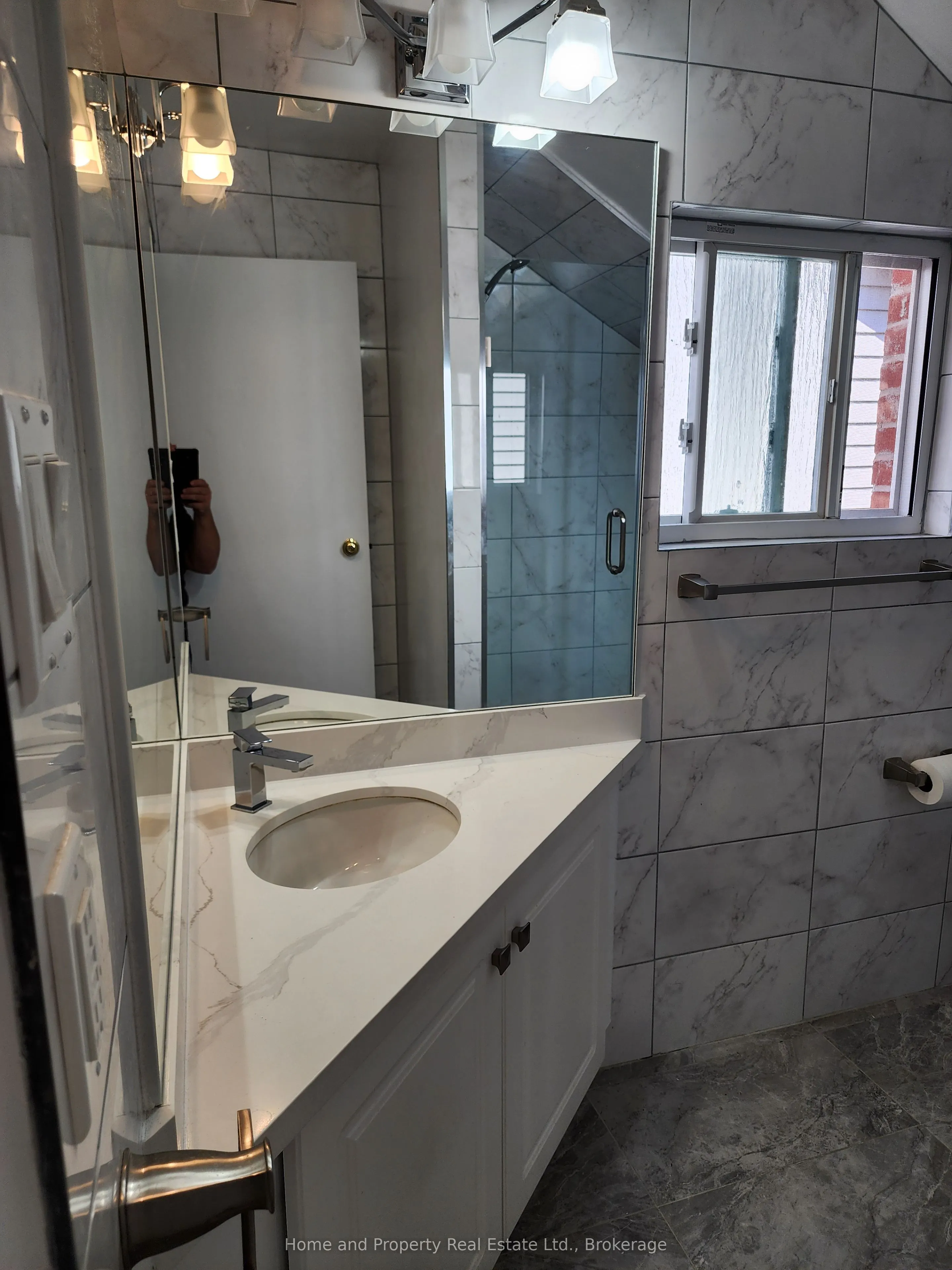 376 Berkeley Street, #Upper