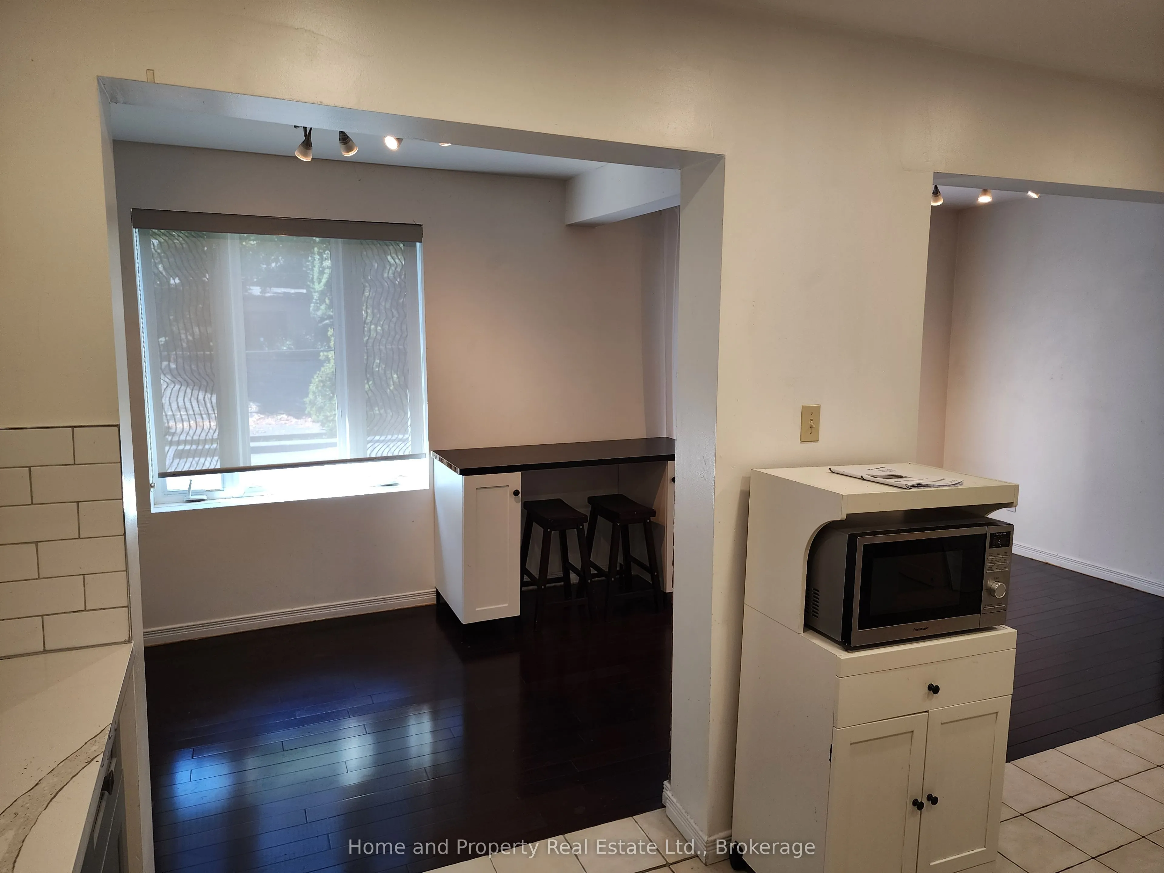 376 Berkeley Street, #Upper