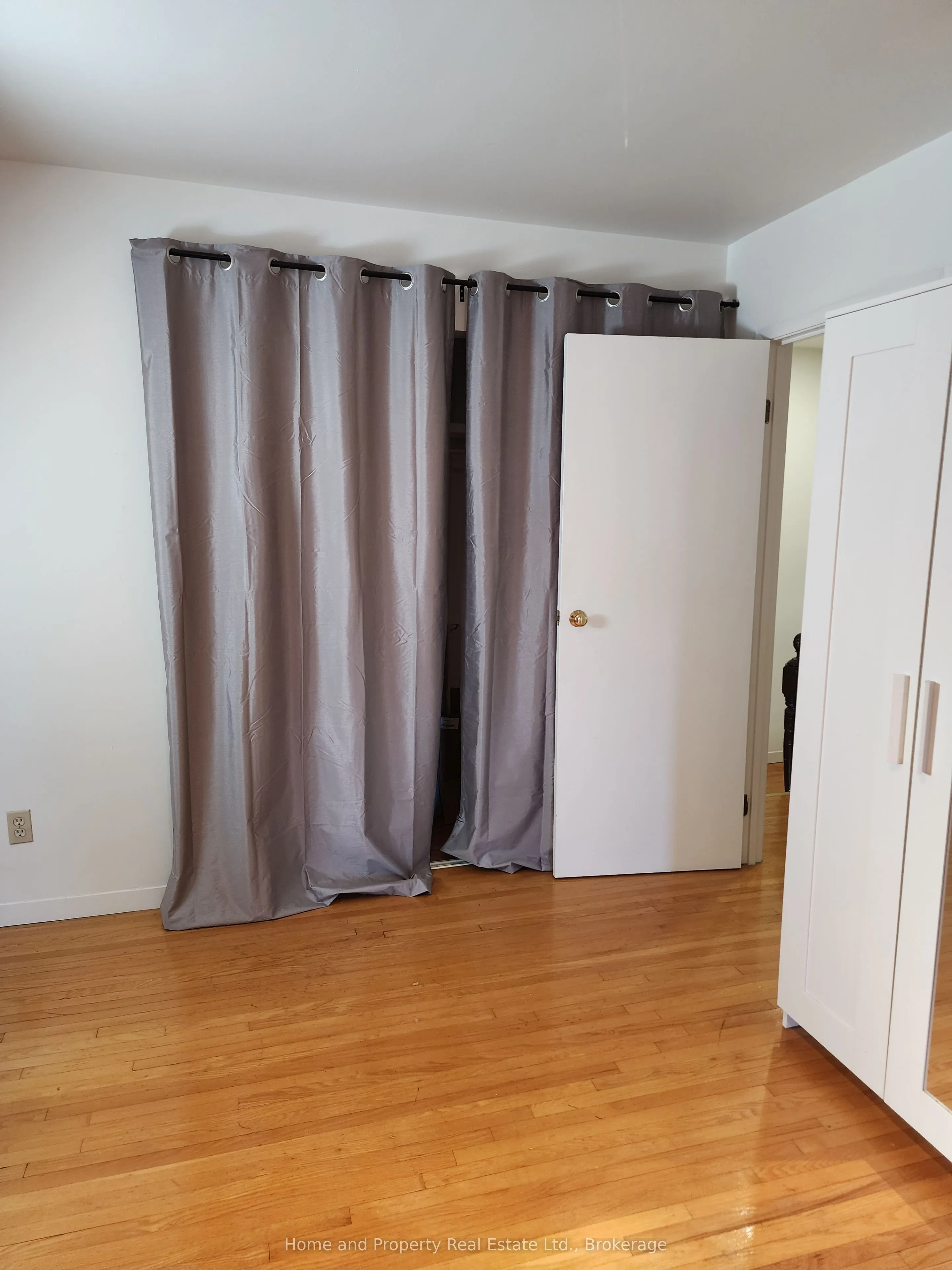 376 Berkeley Street, #Upper