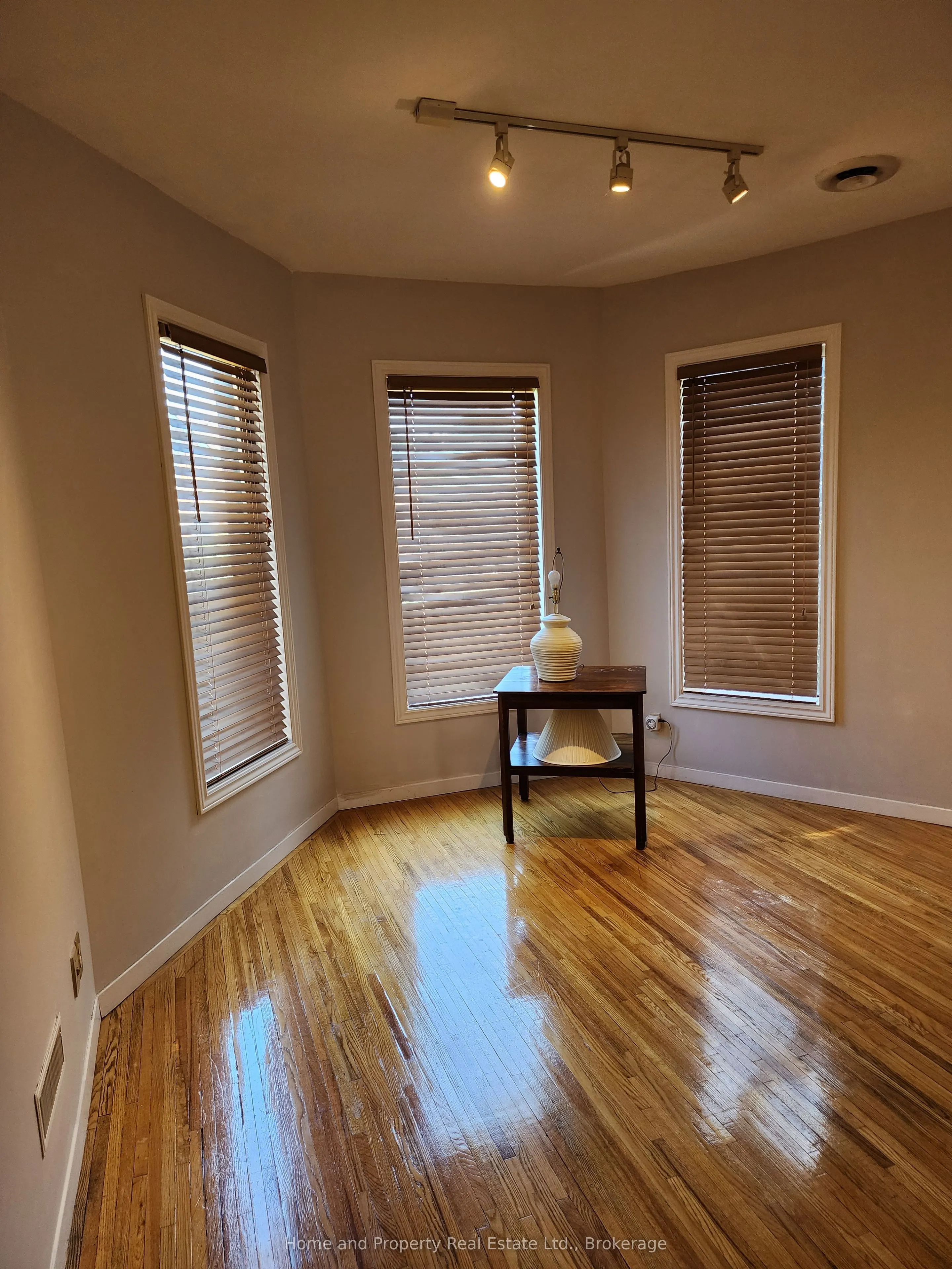 376 Berkeley Street, #Upper