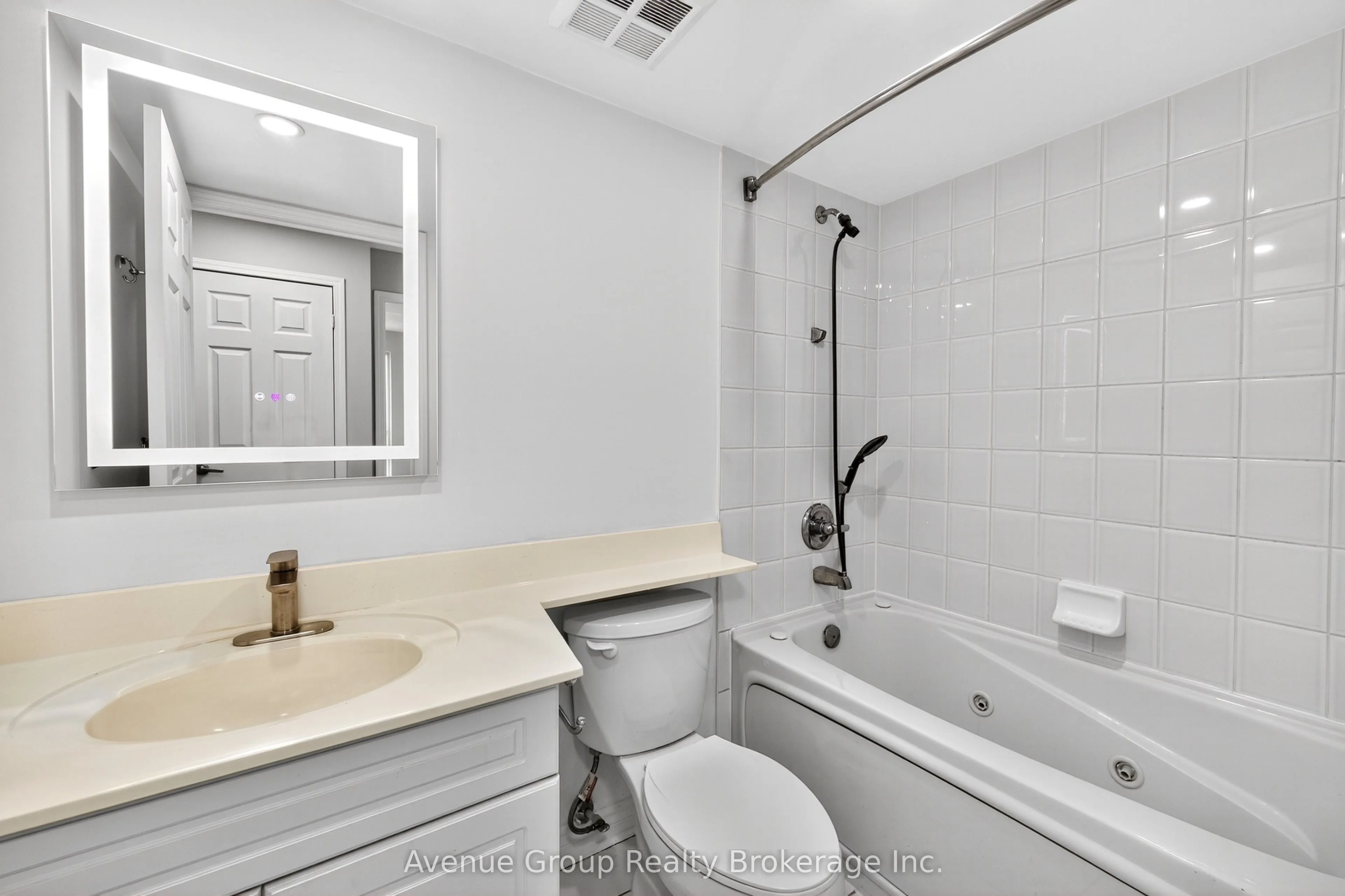 19 Barberry Place, #714
