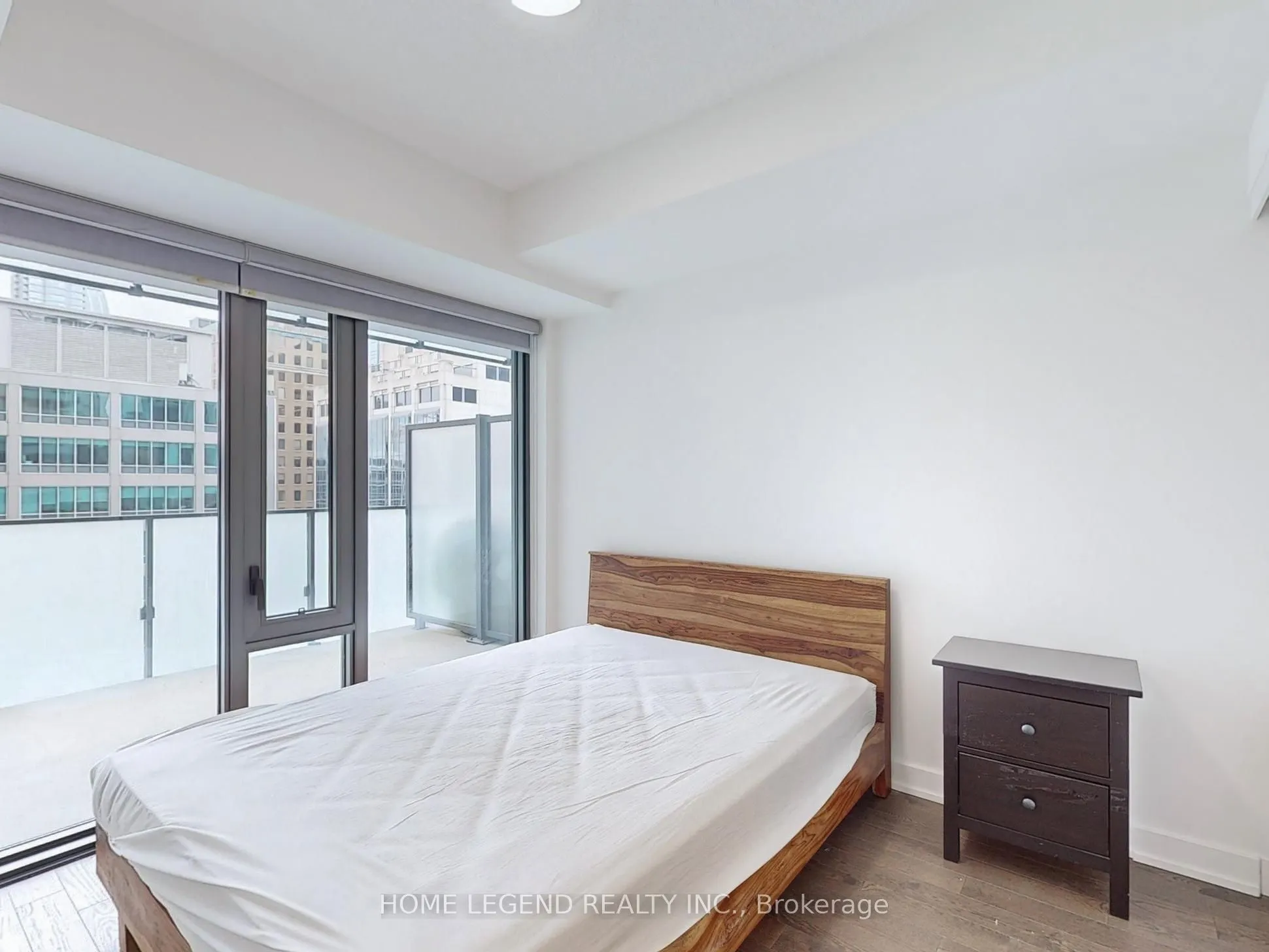 25 Richmond Street E, #1108
