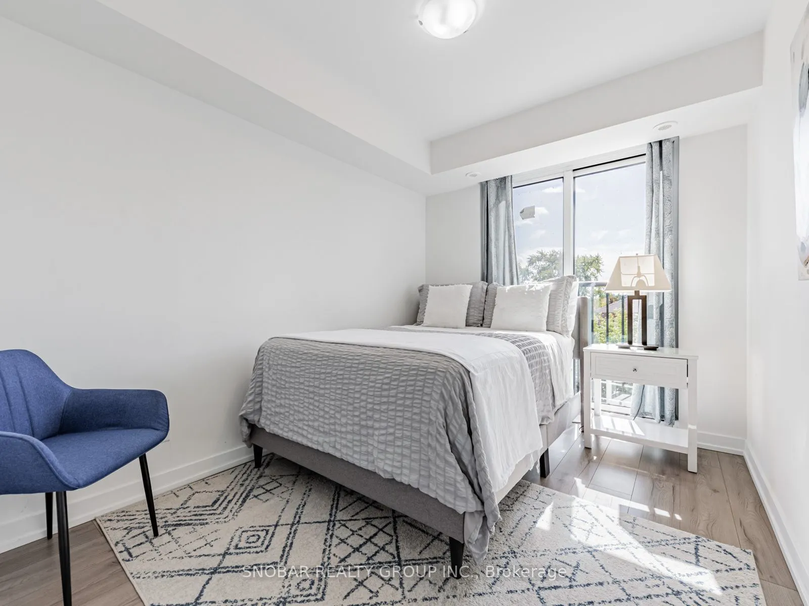 861 Sheppard Avenue W, #1