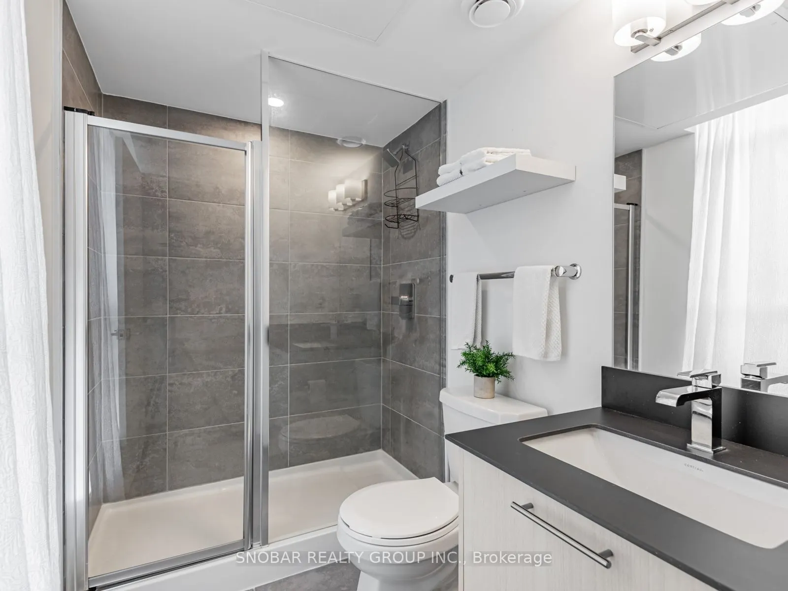 861 Sheppard Avenue W, #1
