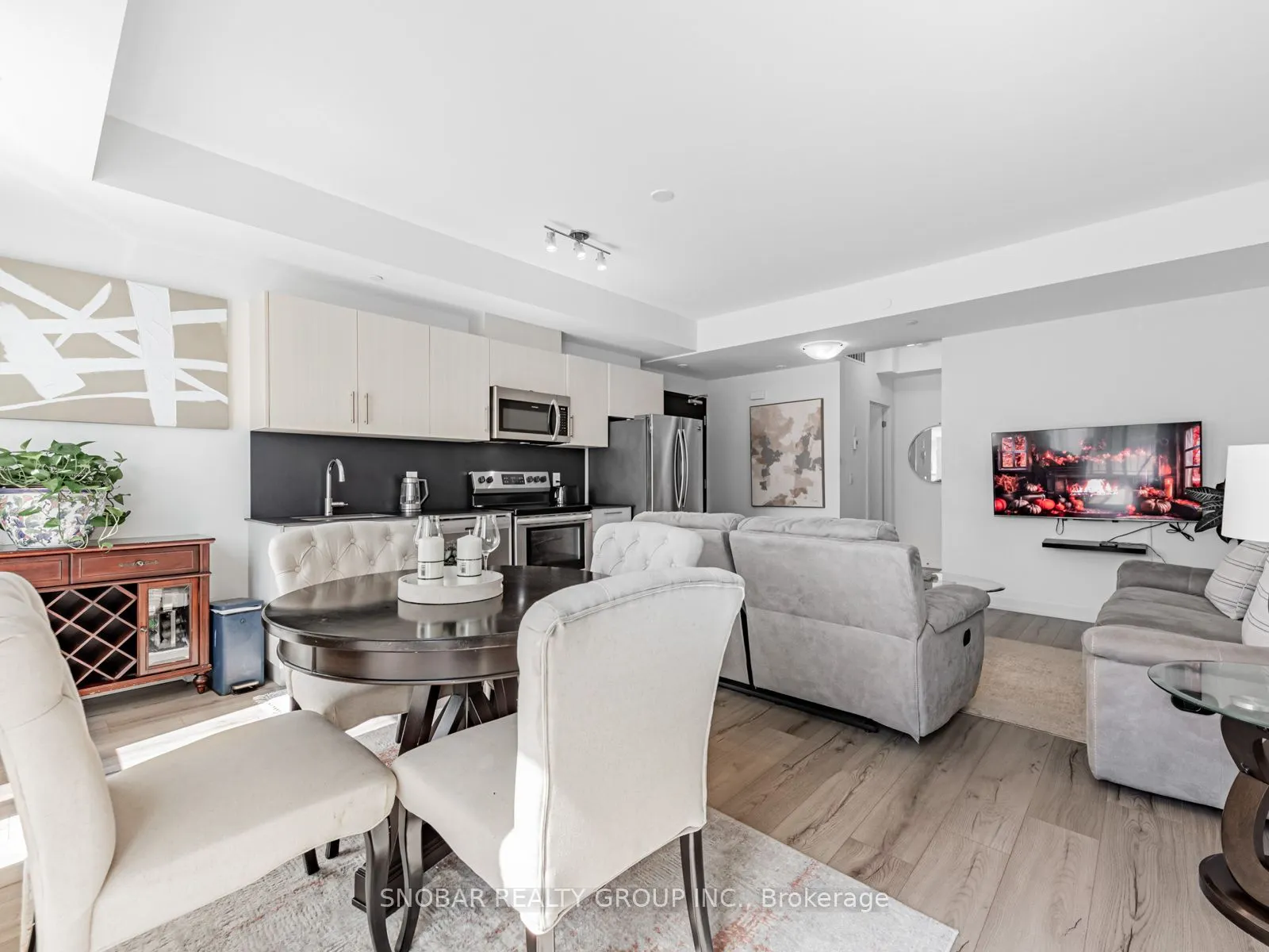 861 Sheppard Avenue W, #1