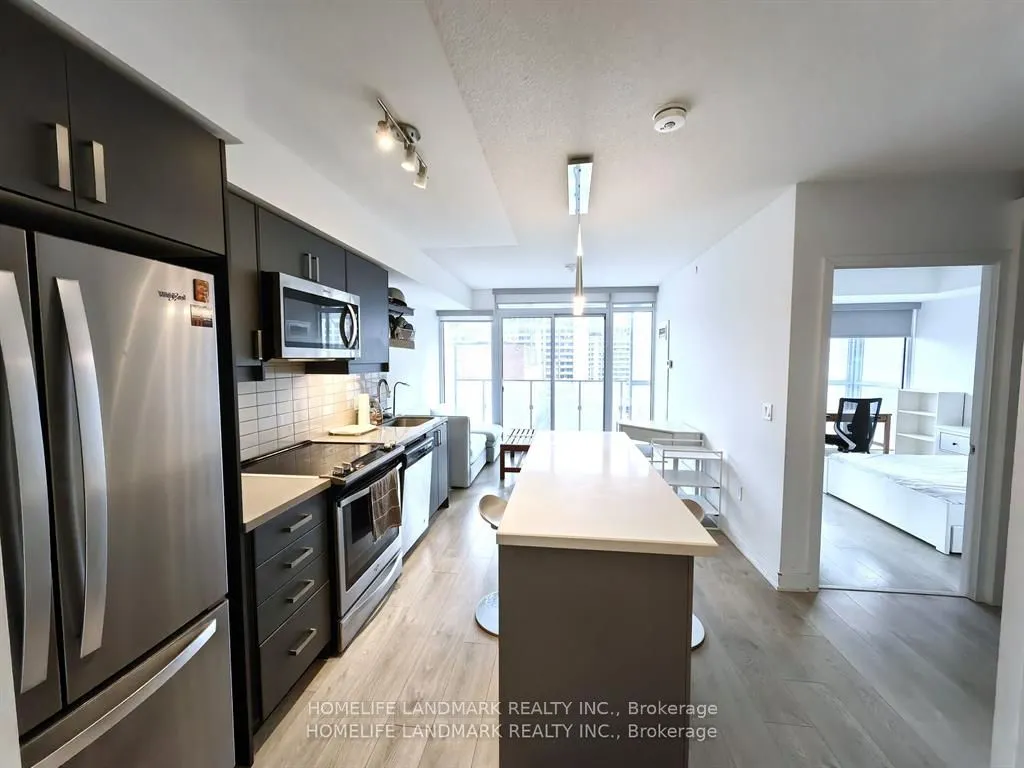 50 Wellesley Street E, #1209