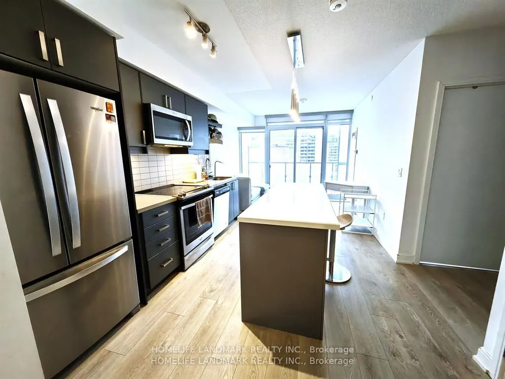 50 Wellesley Street E, #1209
