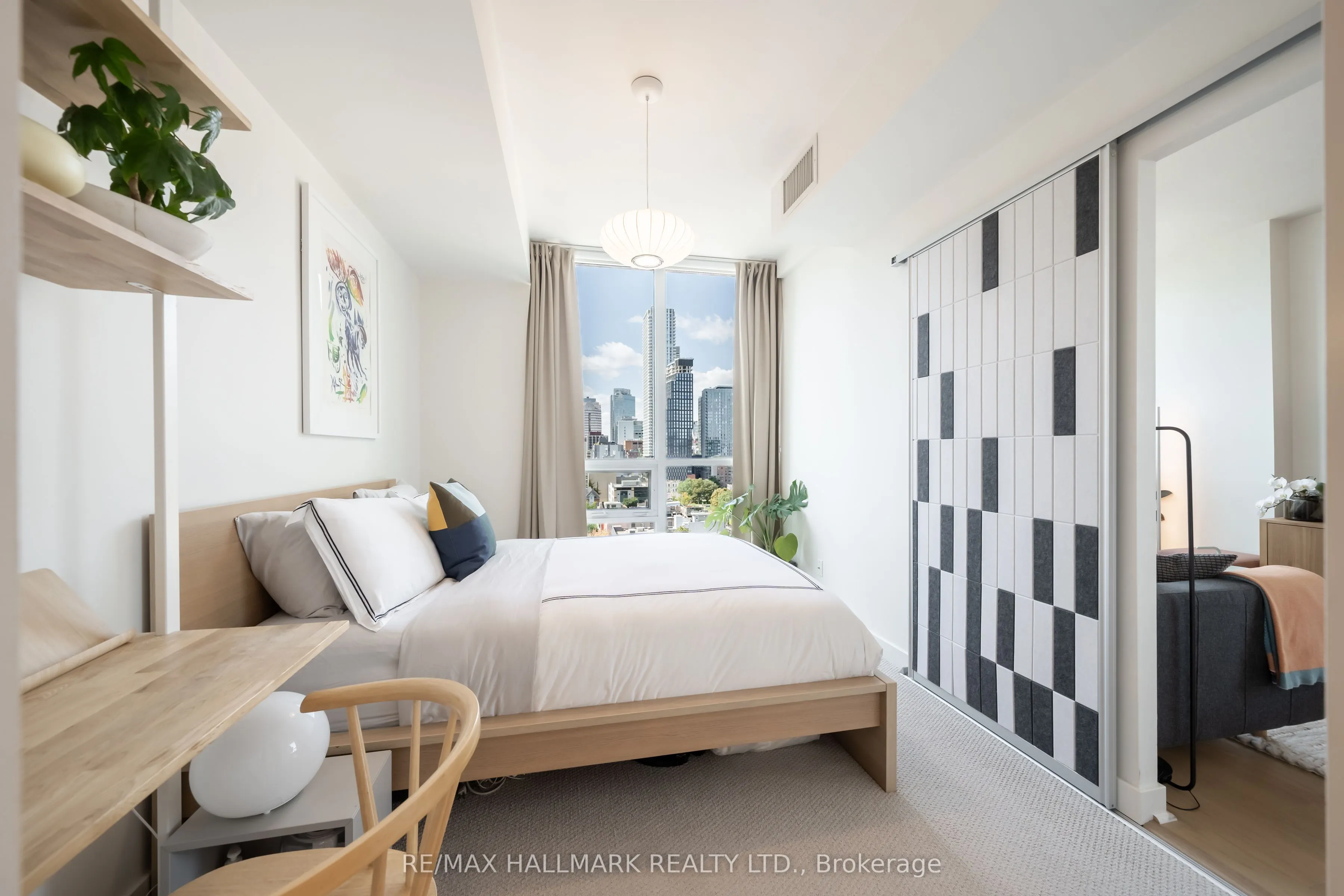 320 Richmond Street E, #1314