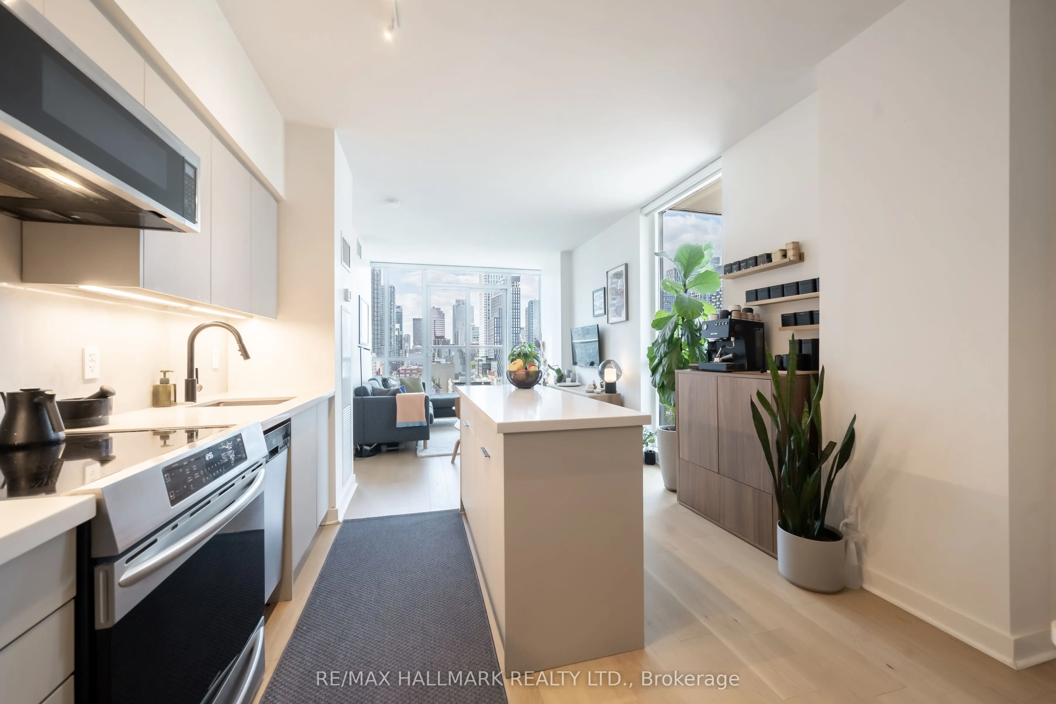 320 Richmond Street E, #1314