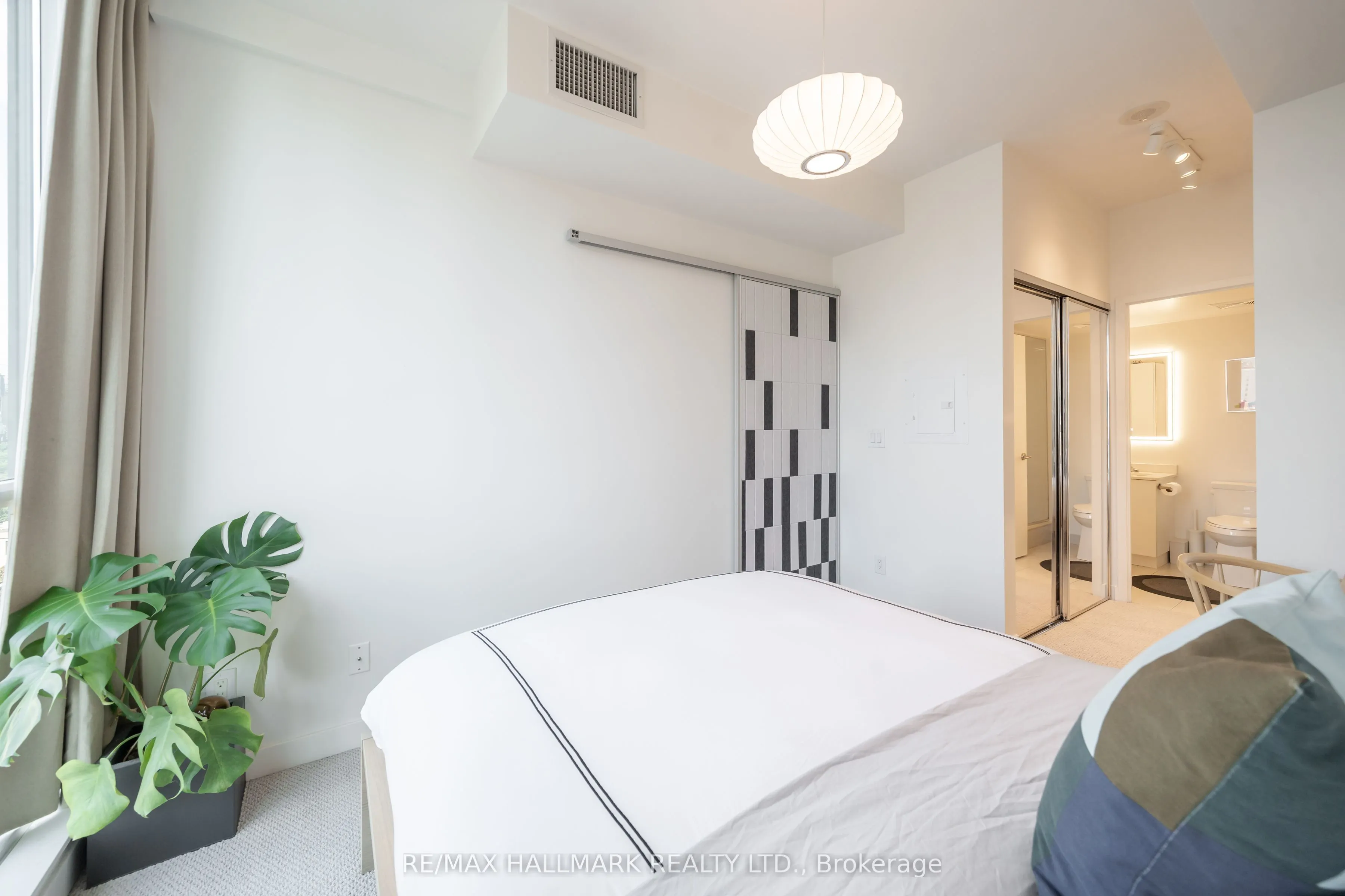 320 Richmond Street E, #1314