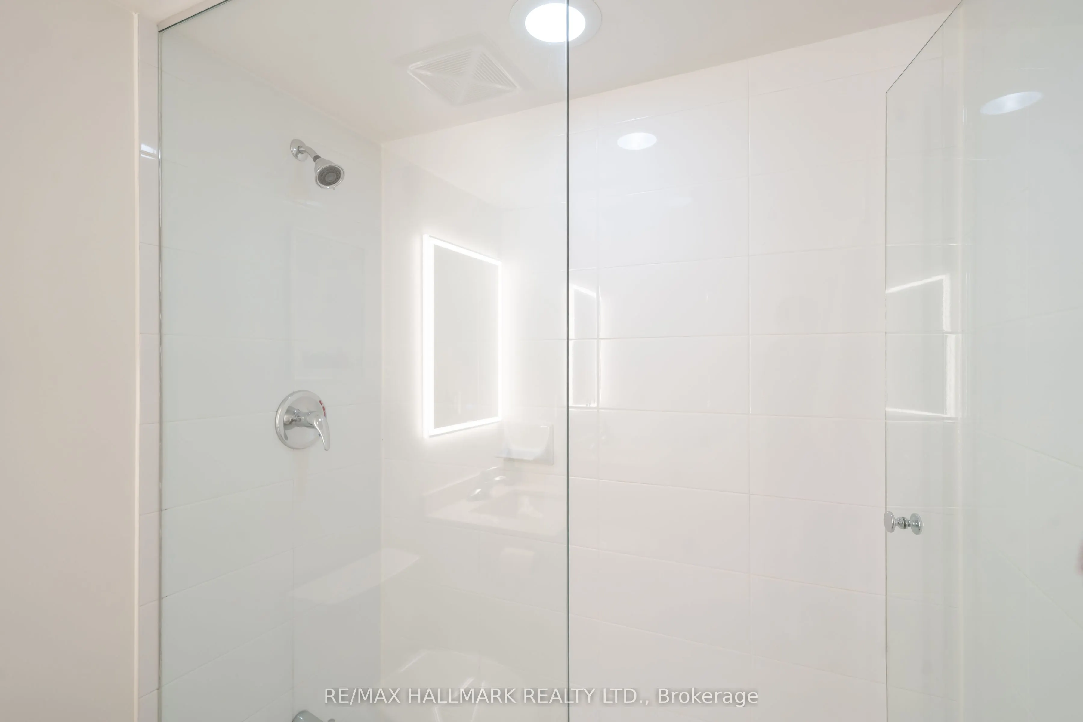 320 Richmond Street E, #1314
