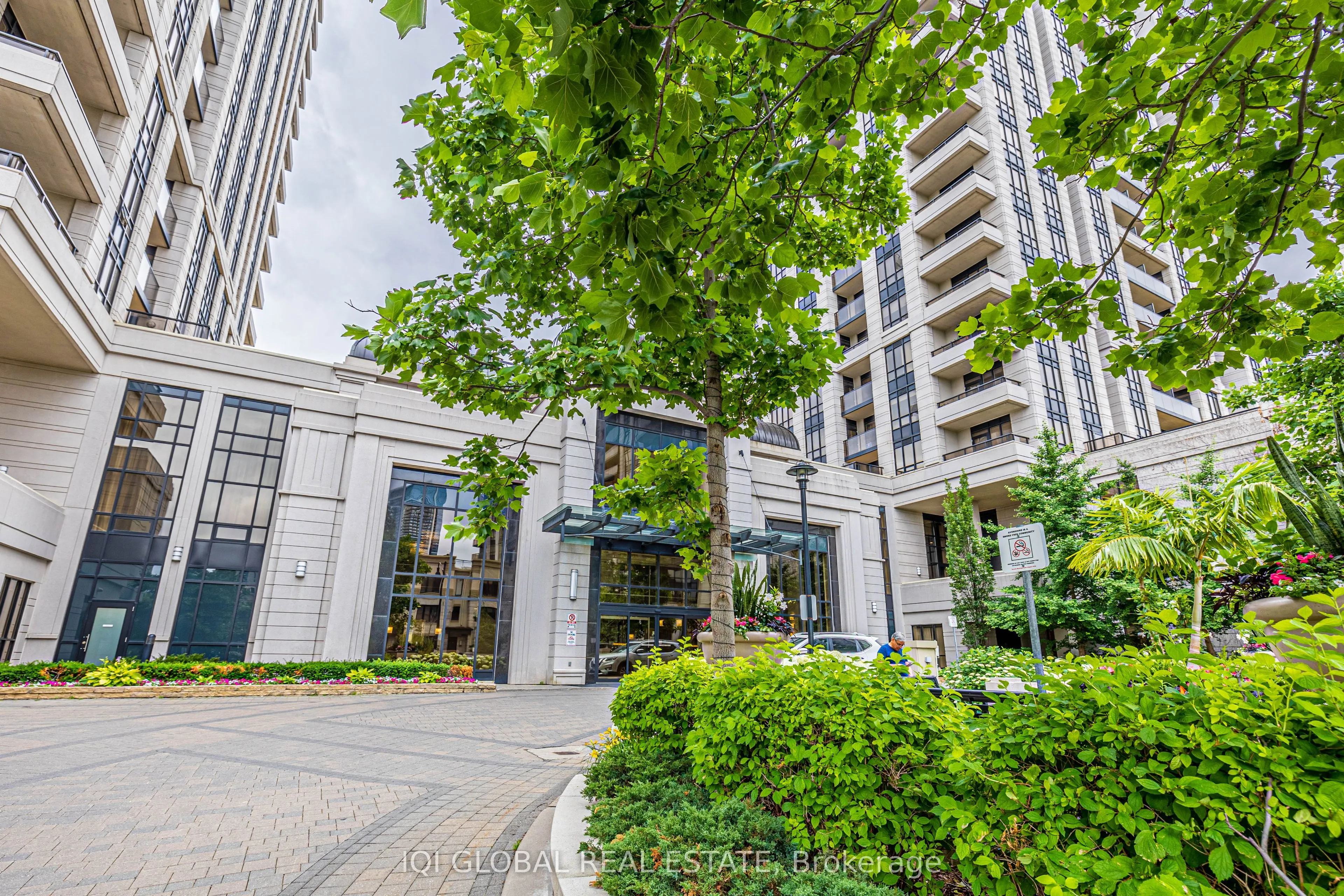 100 Harrison Garden Boulevard, #723