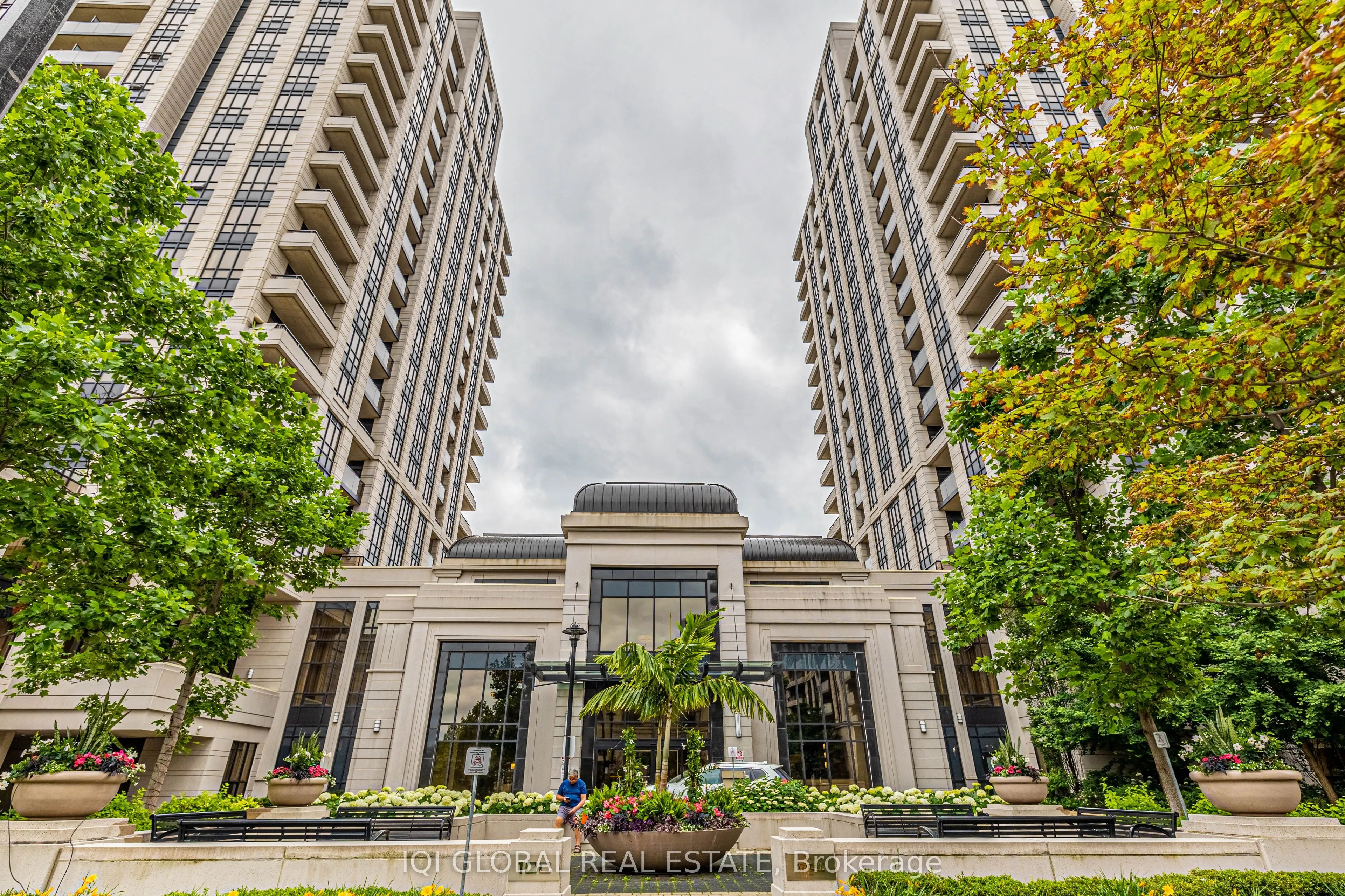 100 Harrison Garden Boulevard, #723