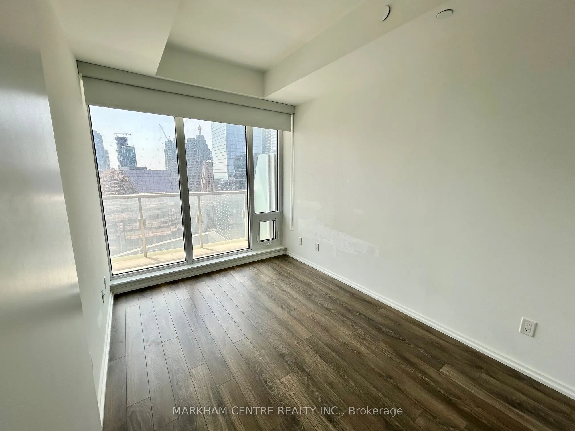 197 Yonge Street, #3307