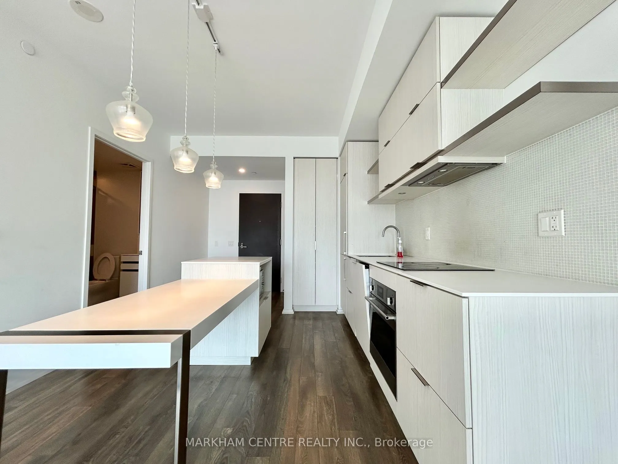 197 Yonge Street, #3307