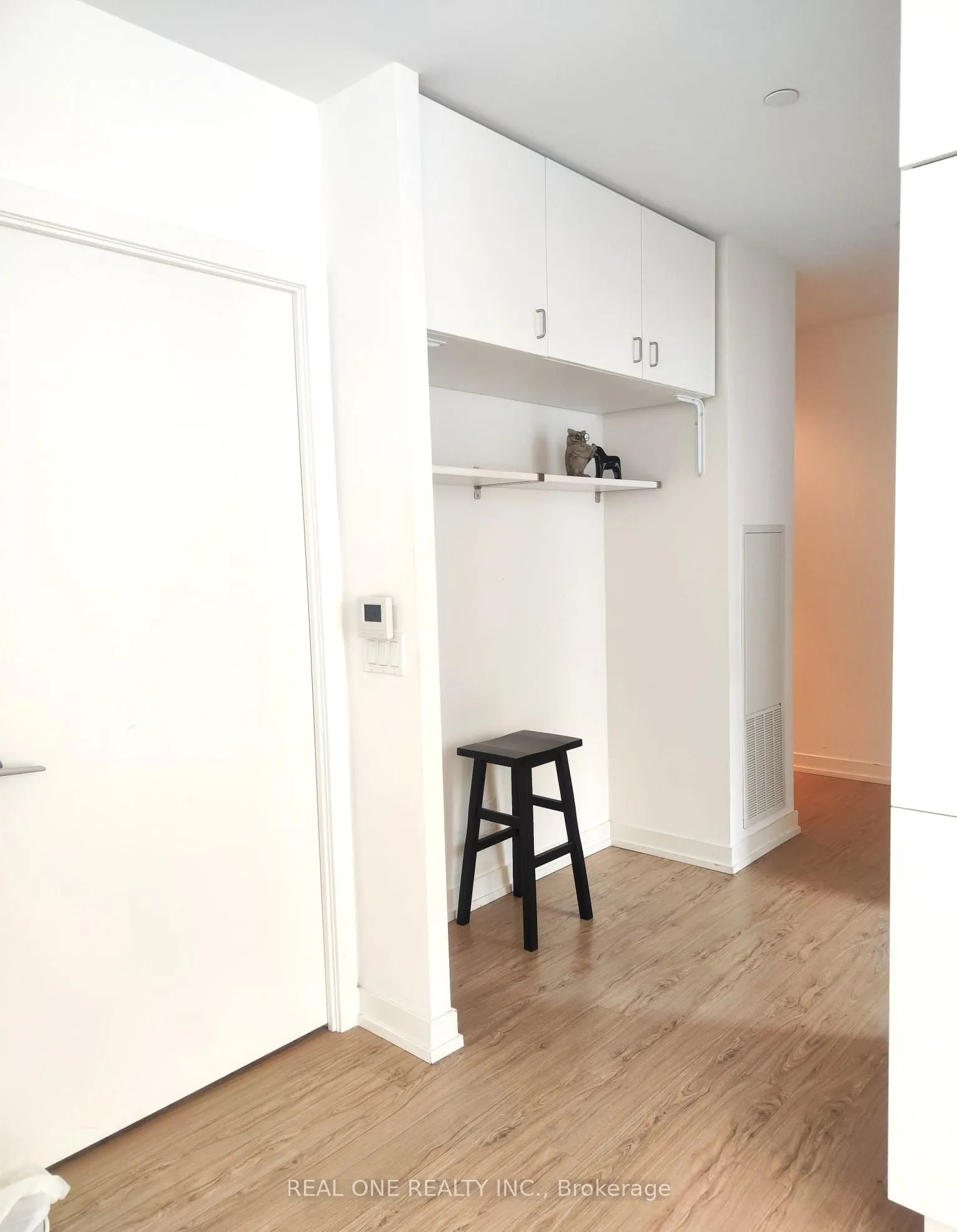 85 Wood Street, #822