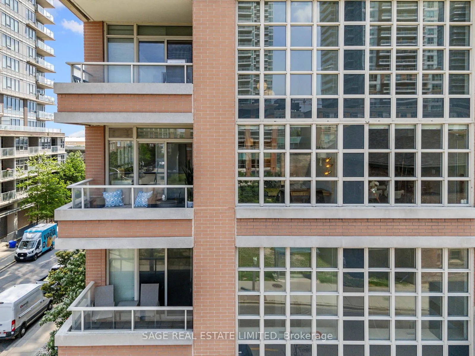 65 East Liberty Street, #515