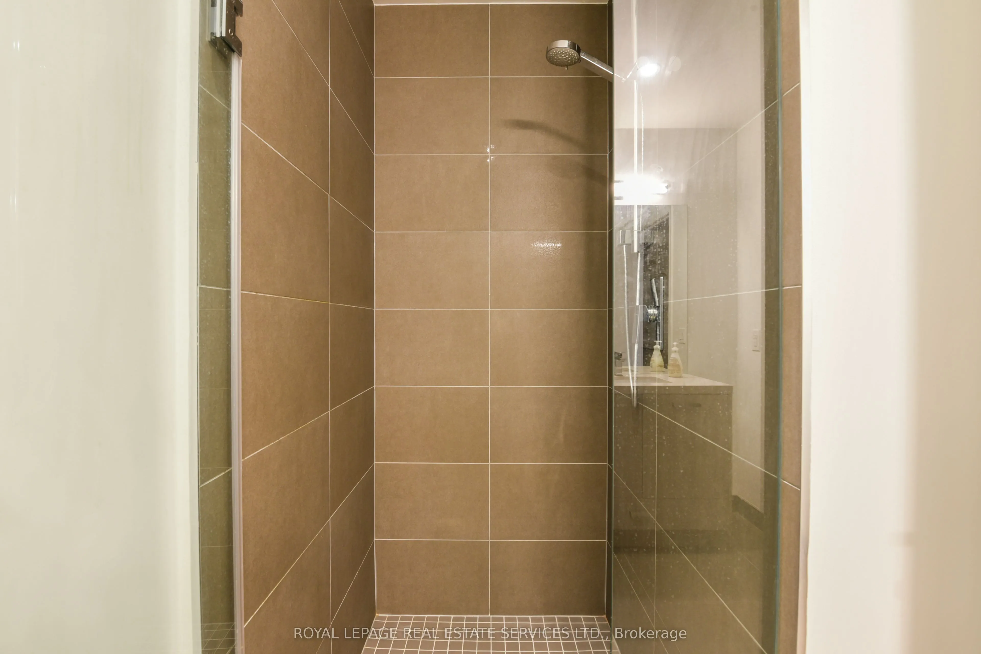 608 Richmond Street W, #507