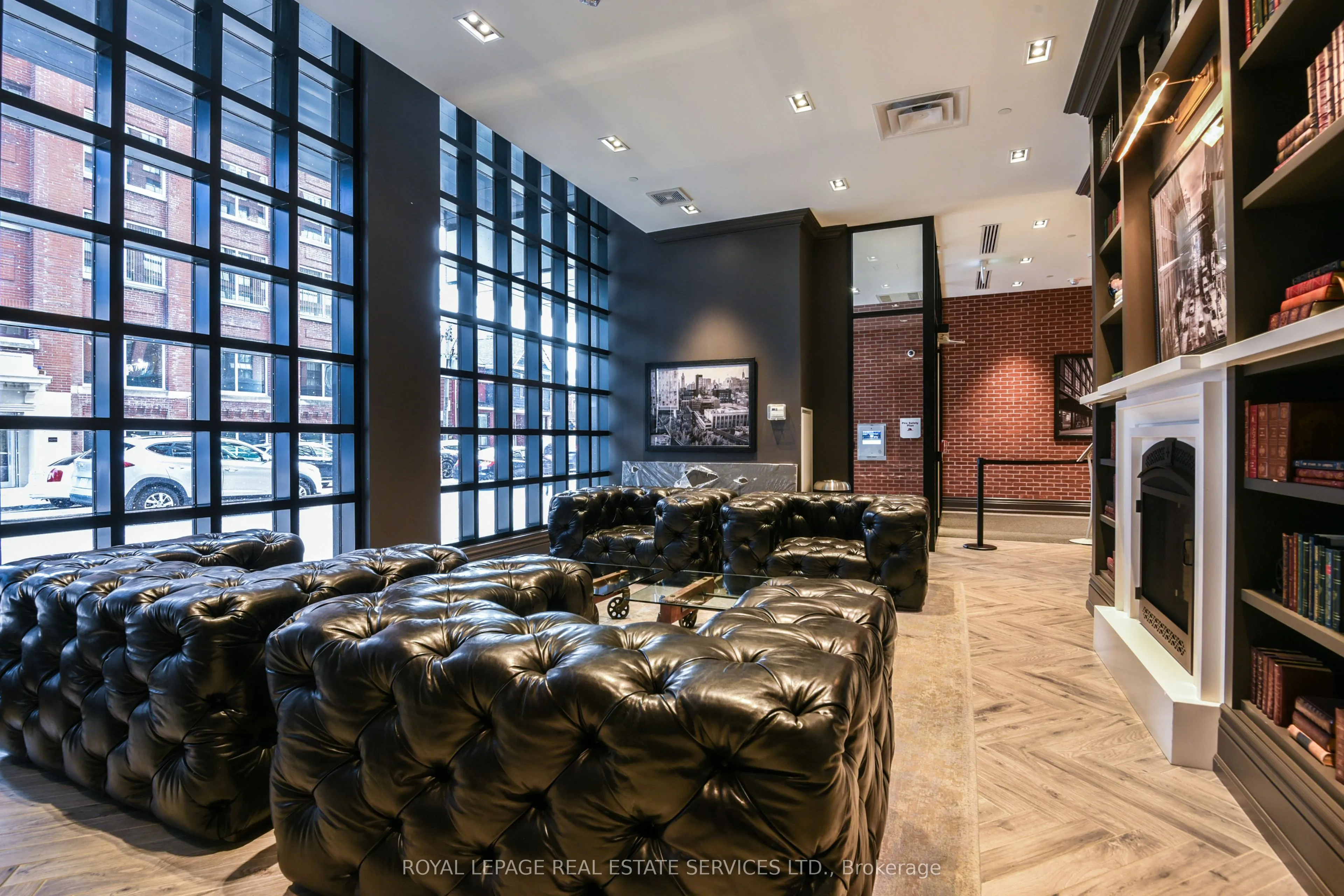 608 Richmond Street W, #507