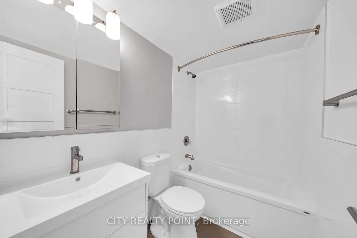 33 Isabella Street, #1701