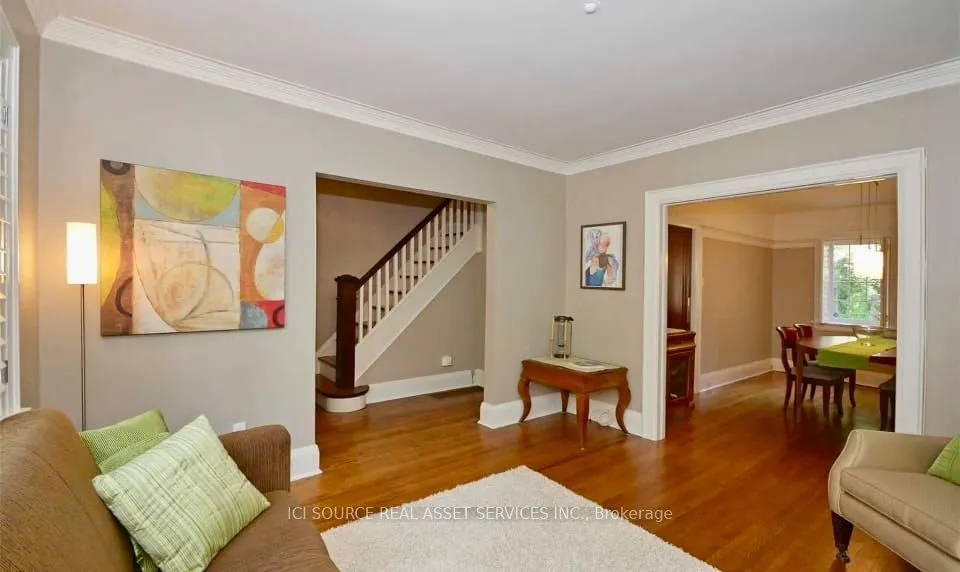 483 Soudan Avenue