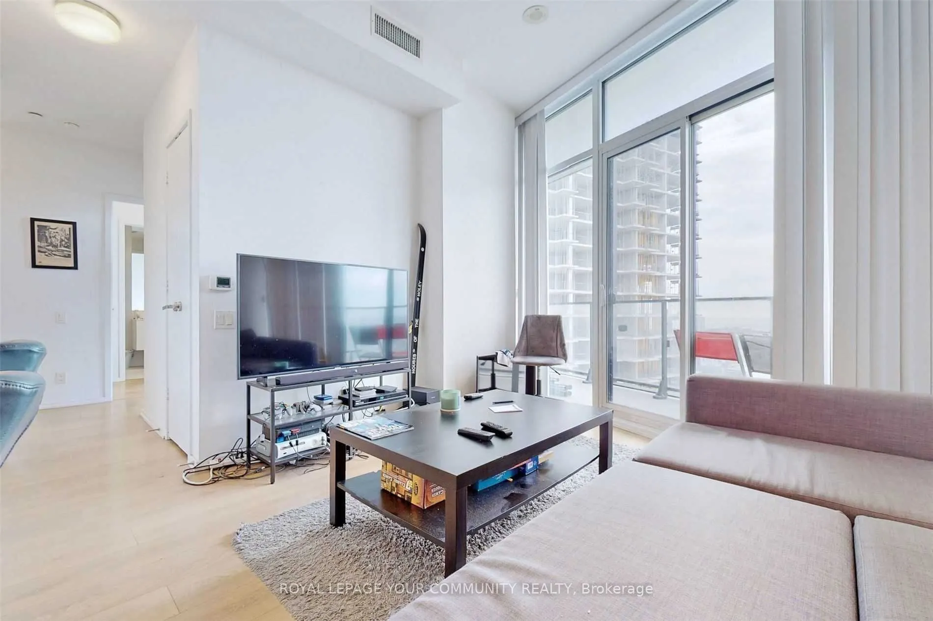 125 Peter Street, #3501
