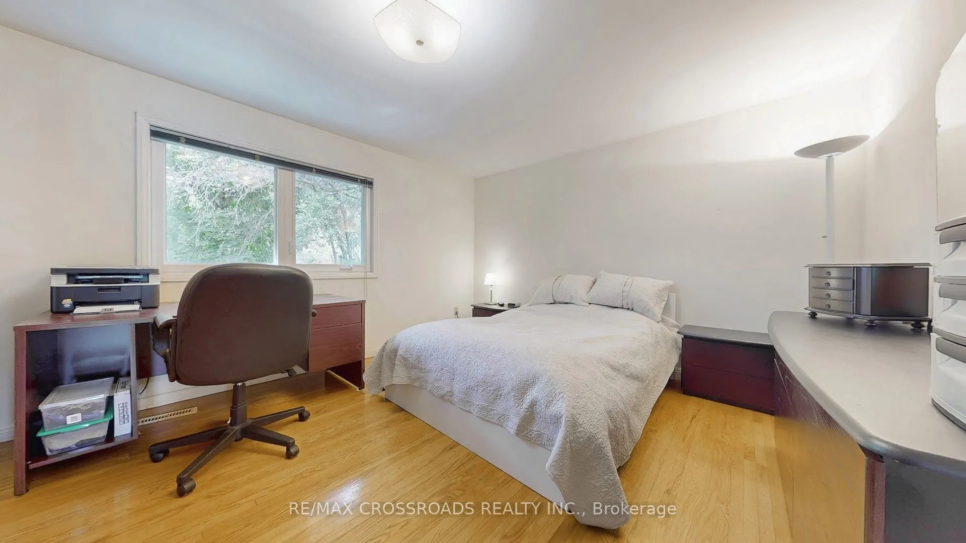 218 Kingslake Road