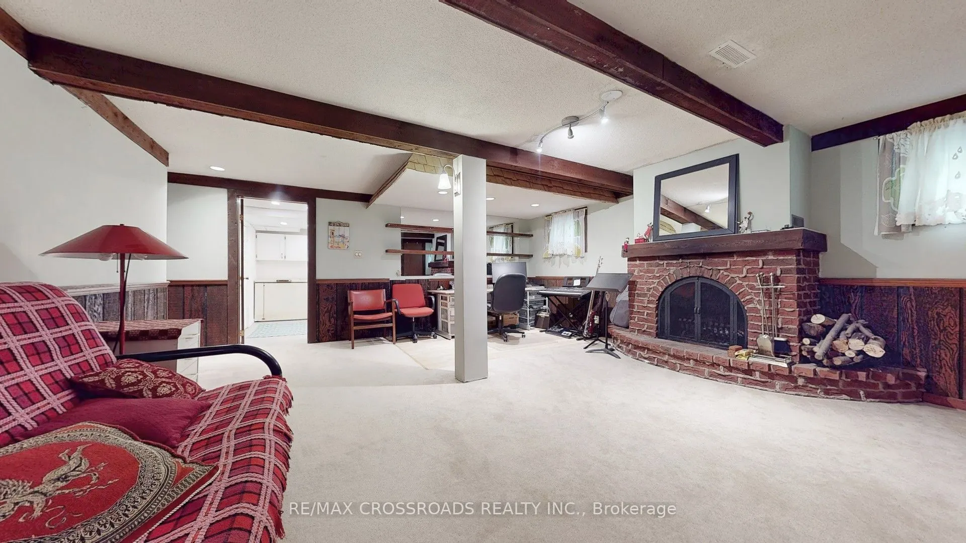 218 Kingslake Road