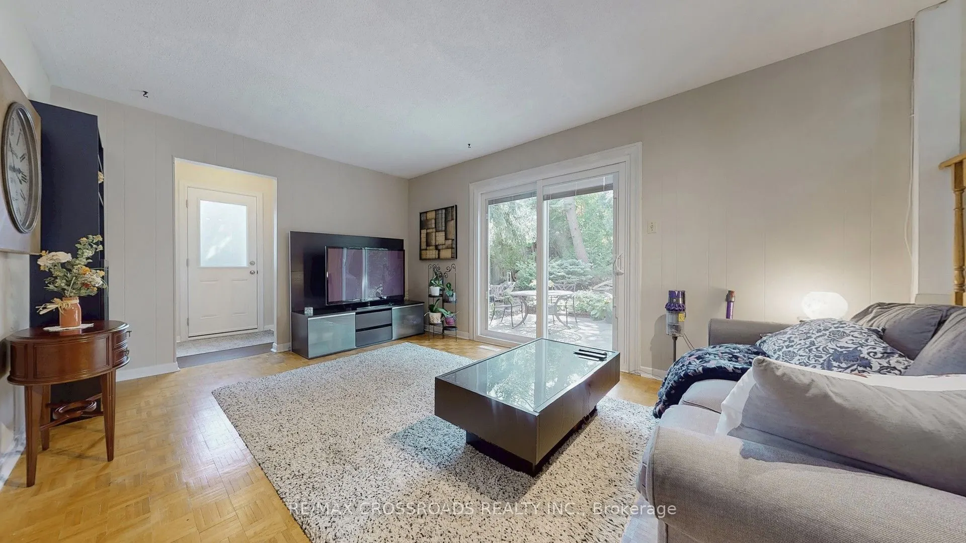 218 Kingslake Road