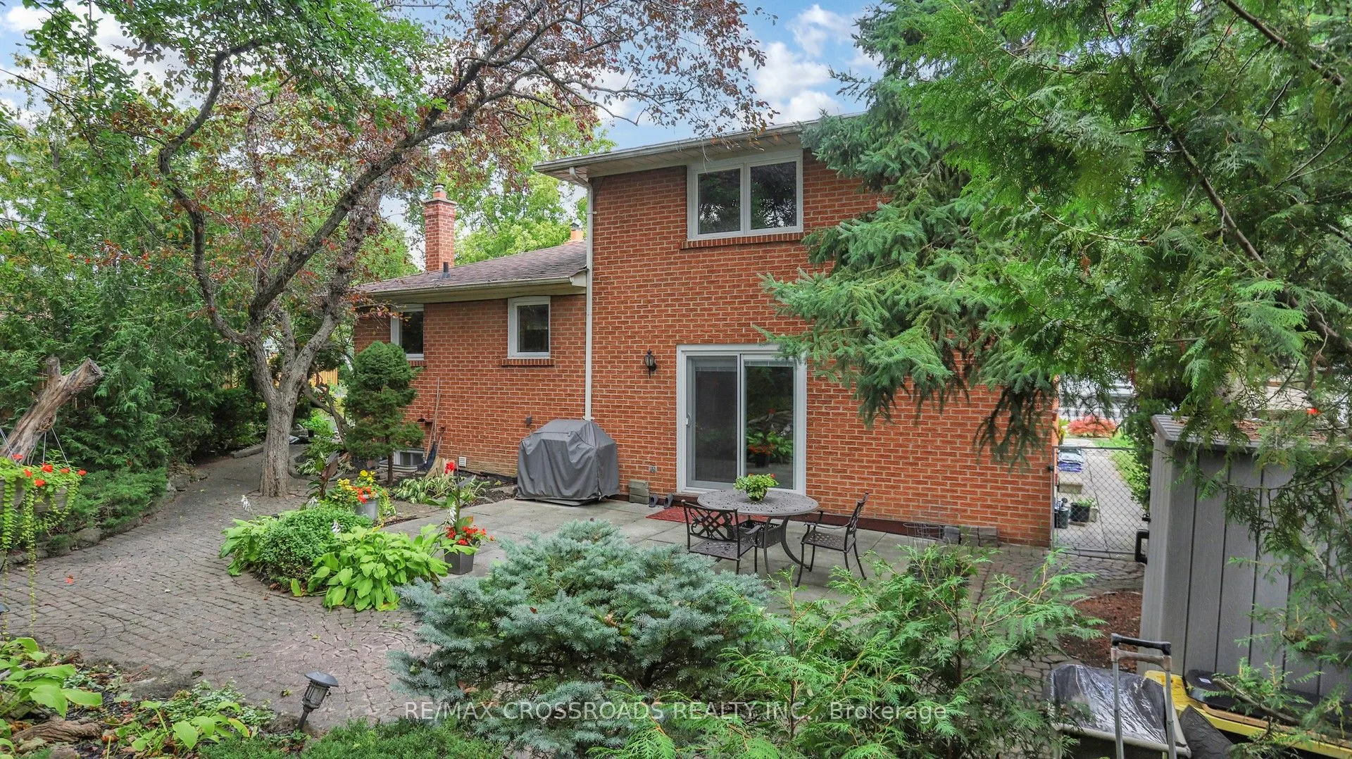 218 Kingslake Road