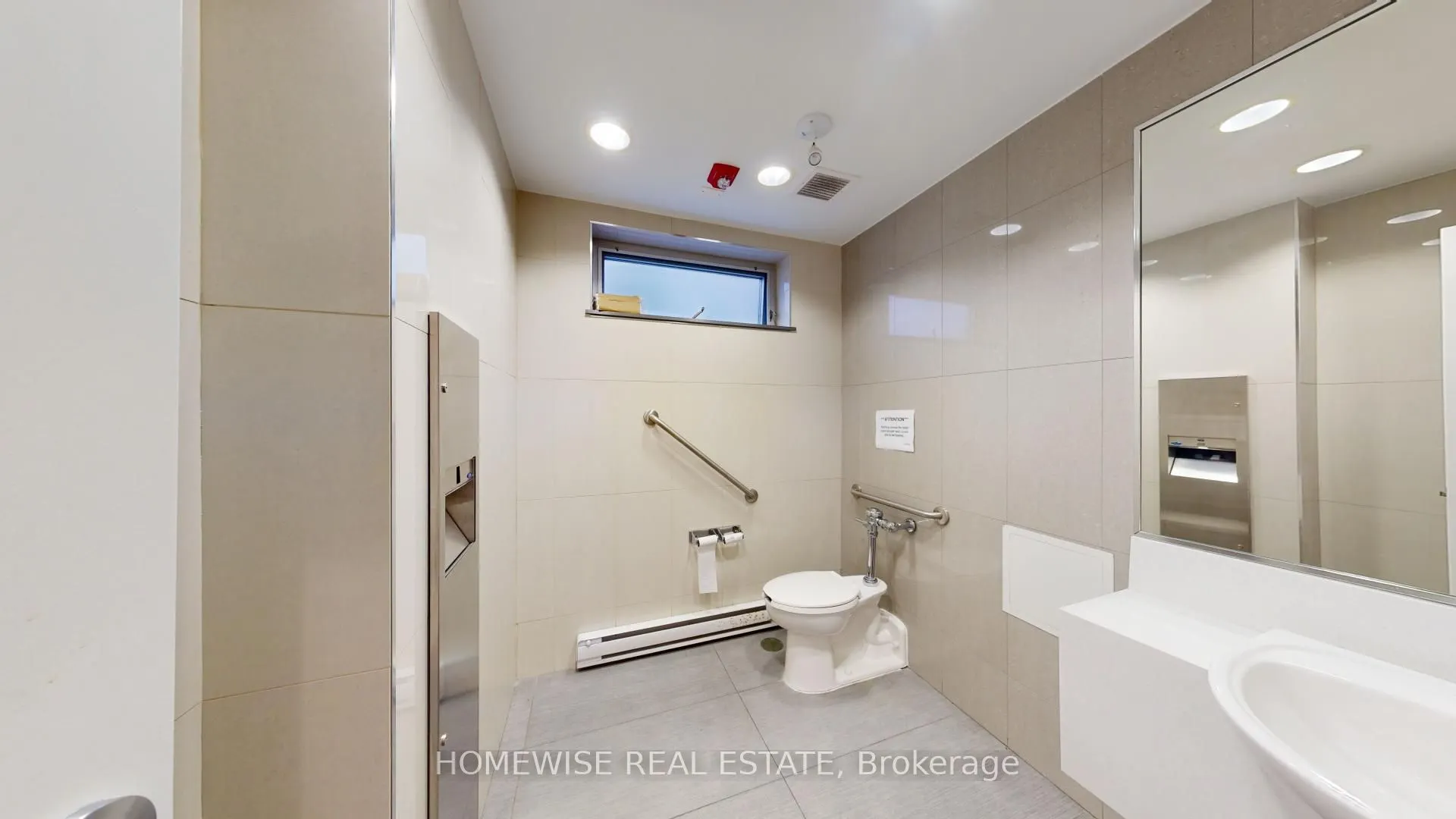 2828 Bathurst Street, #200