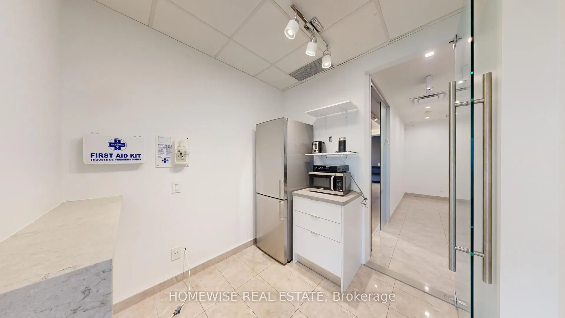 2828 Bathurst Street, #200