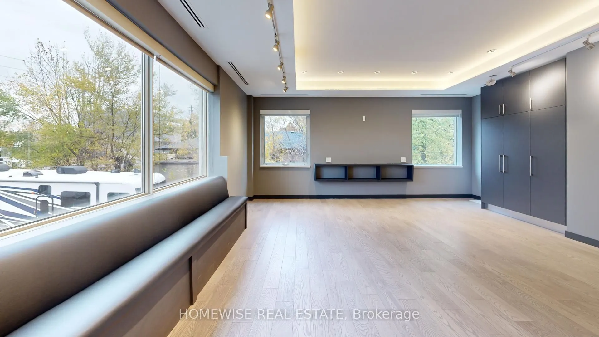2828 Bathurst Street, #200