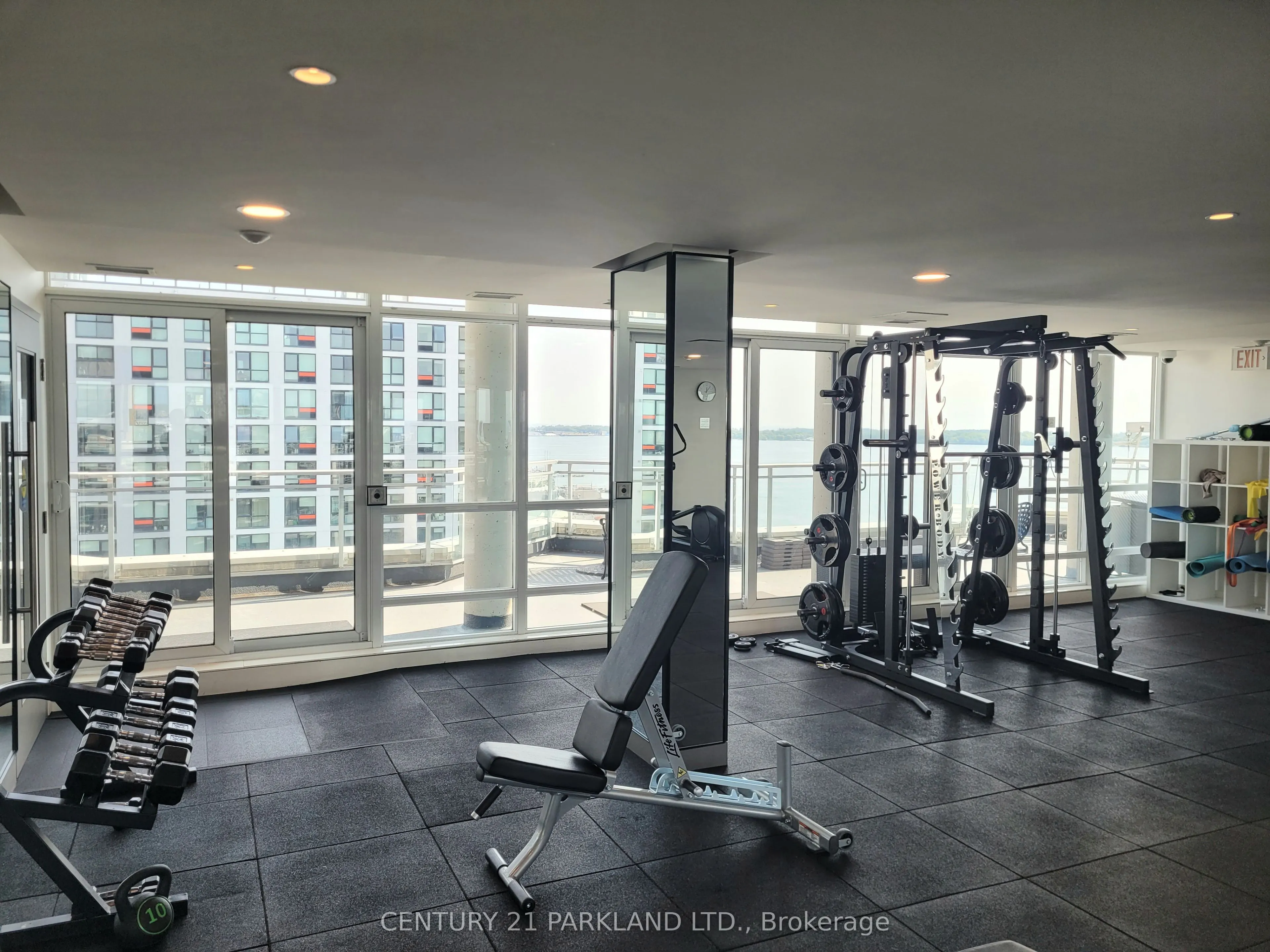 410 Queens Quay W, #718