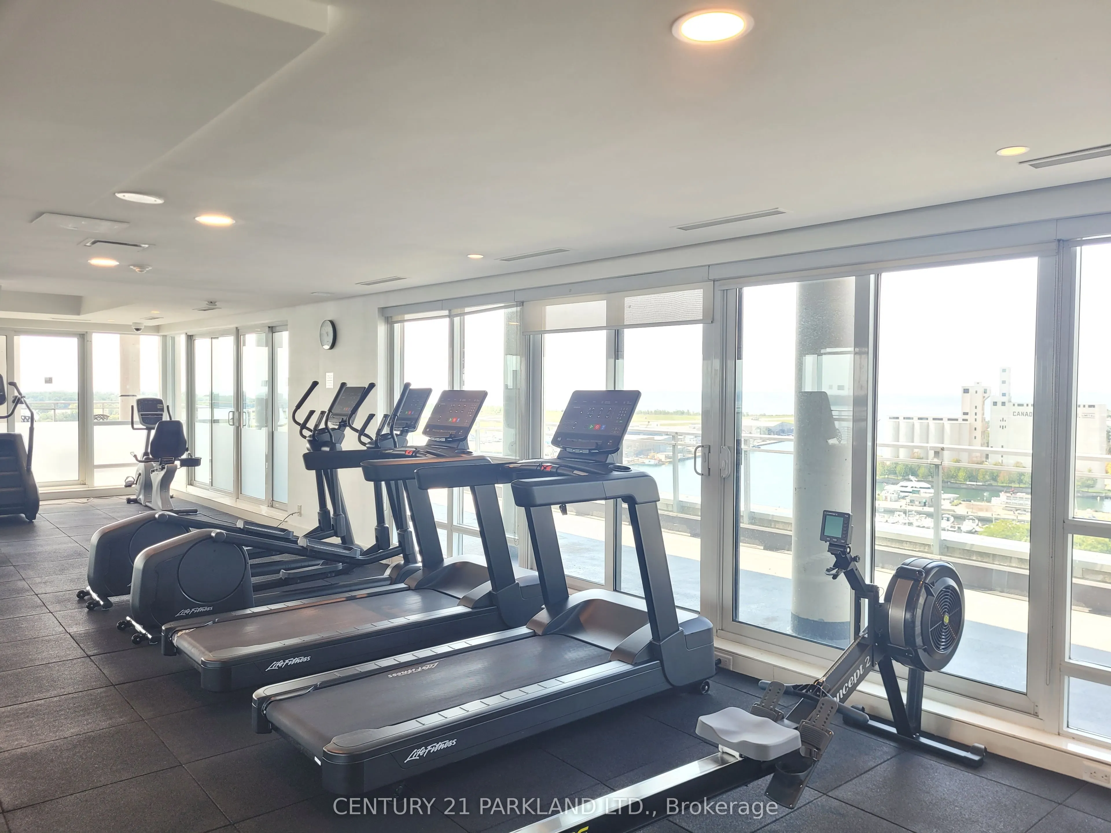 410 Queens Quay W, #718
