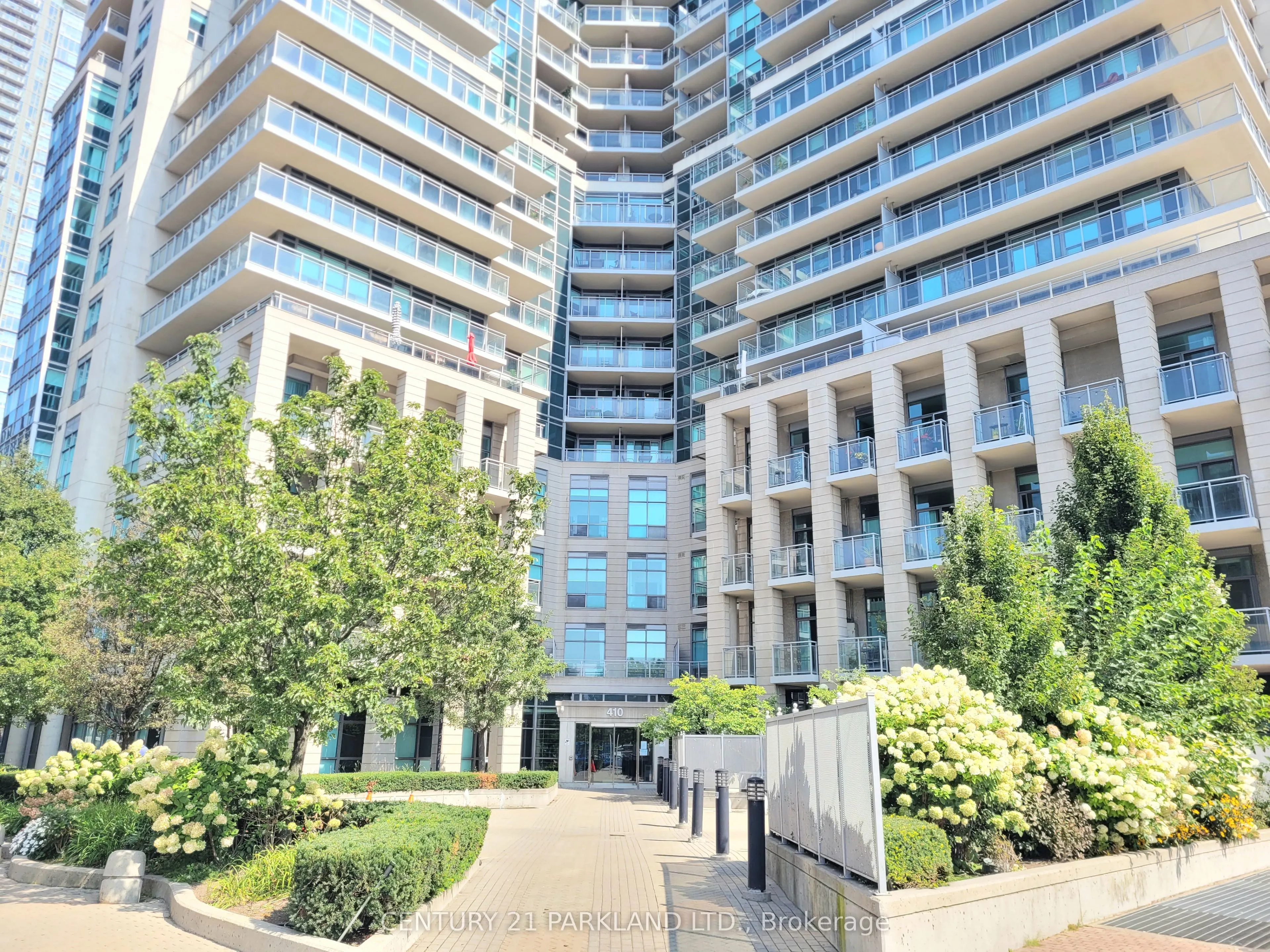 410 Queens Quay W, #718