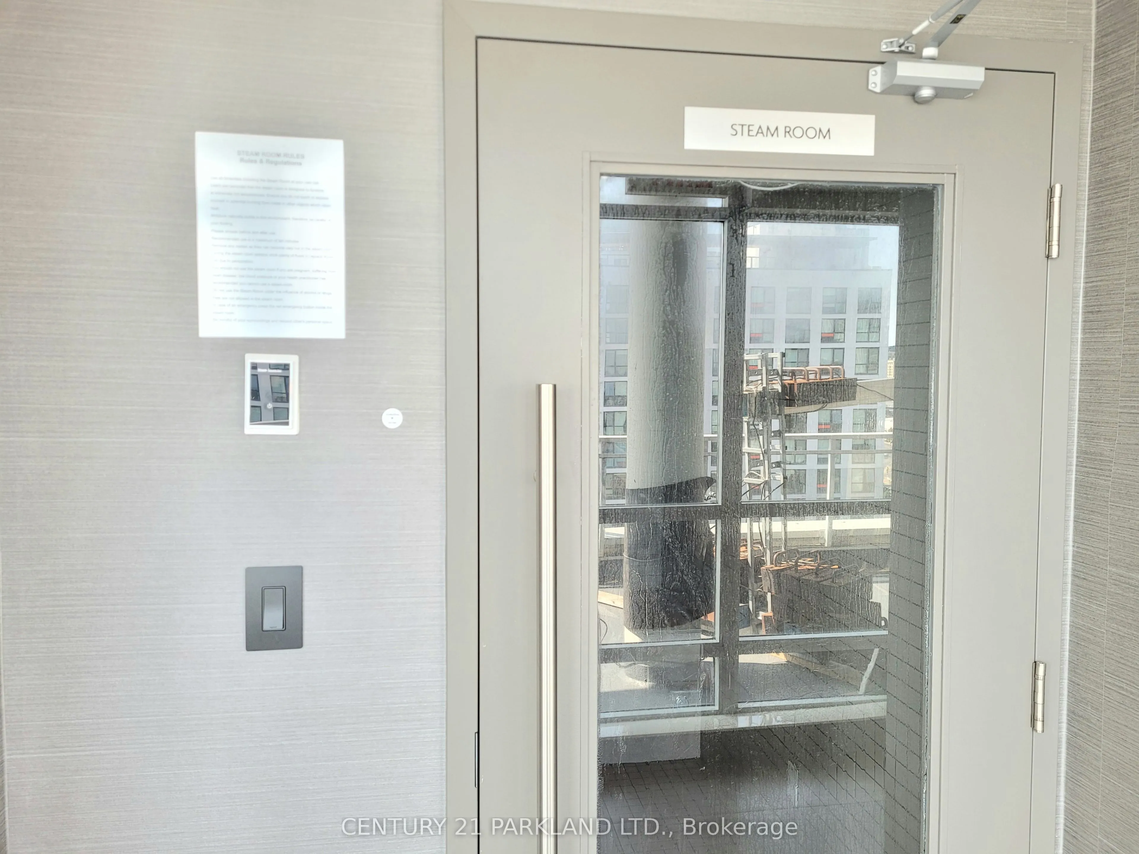 410 Queens Quay W, #718