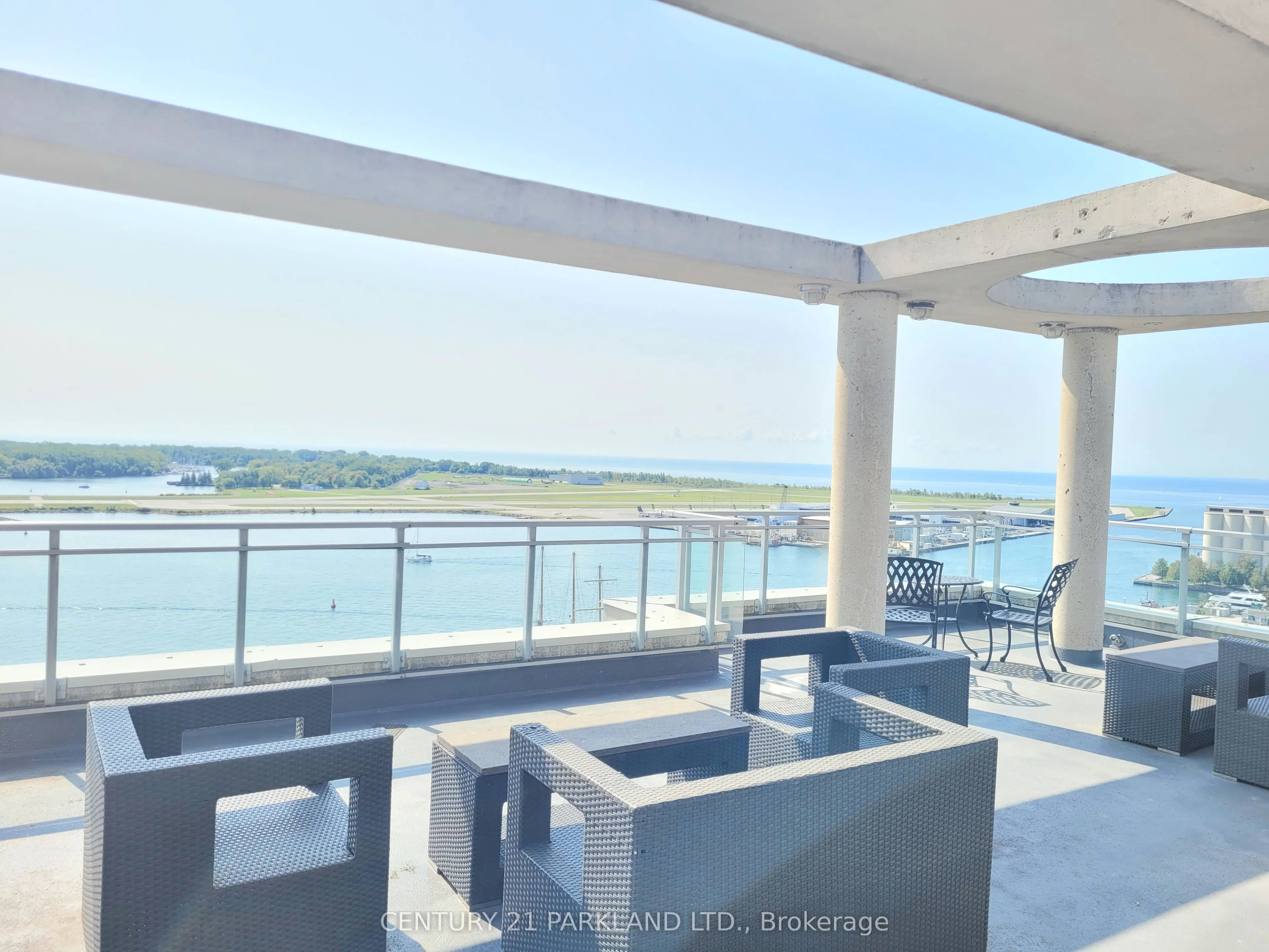 410 Queens Quay W, #718
