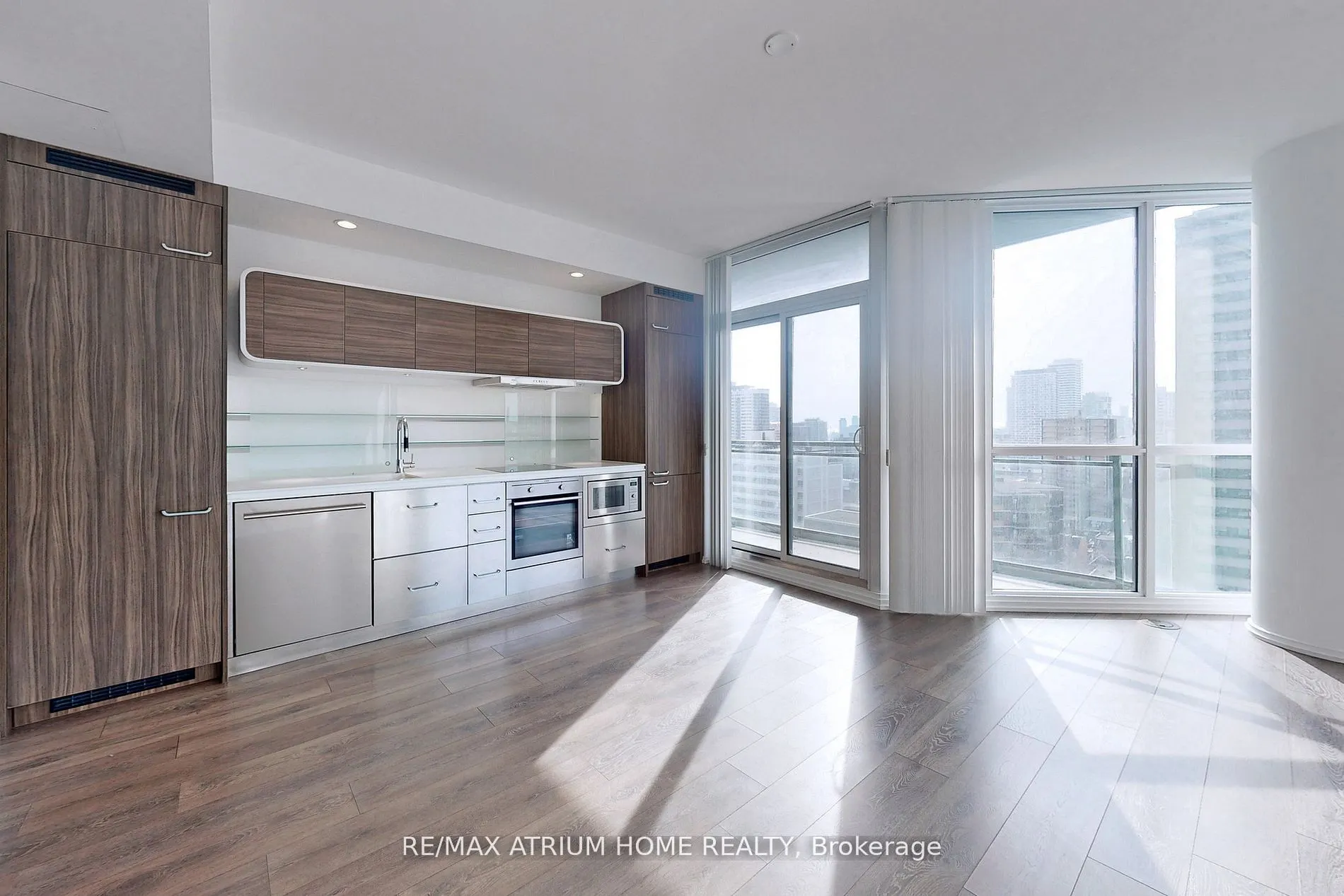 45 Charles Street E, #1701