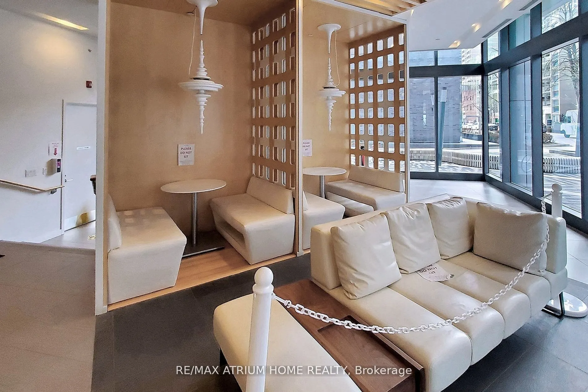 45 Charles Street E, #1701