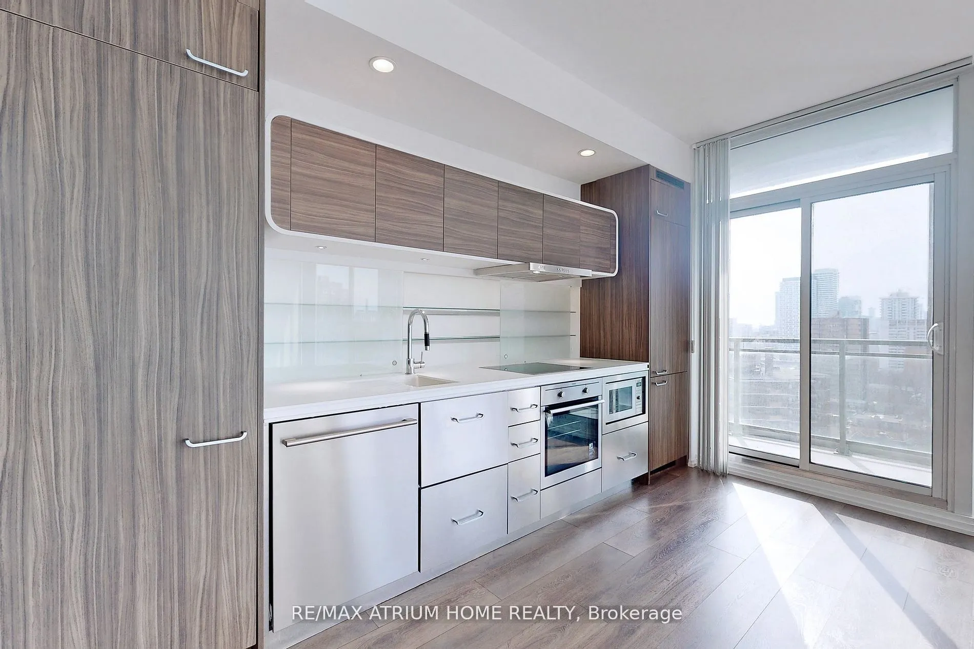 45 Charles Street E, #1701