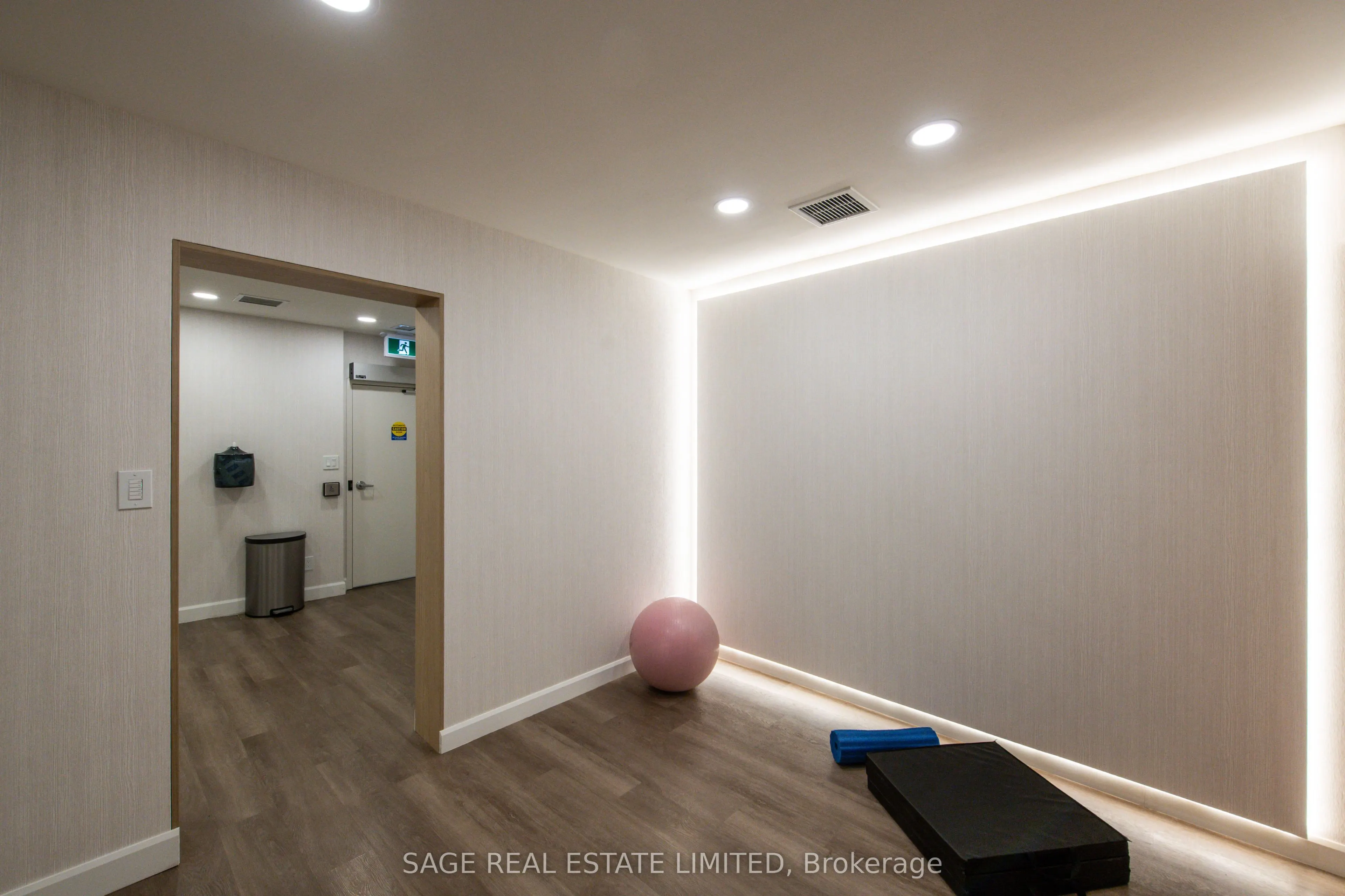 600 Queens Quay W, #531