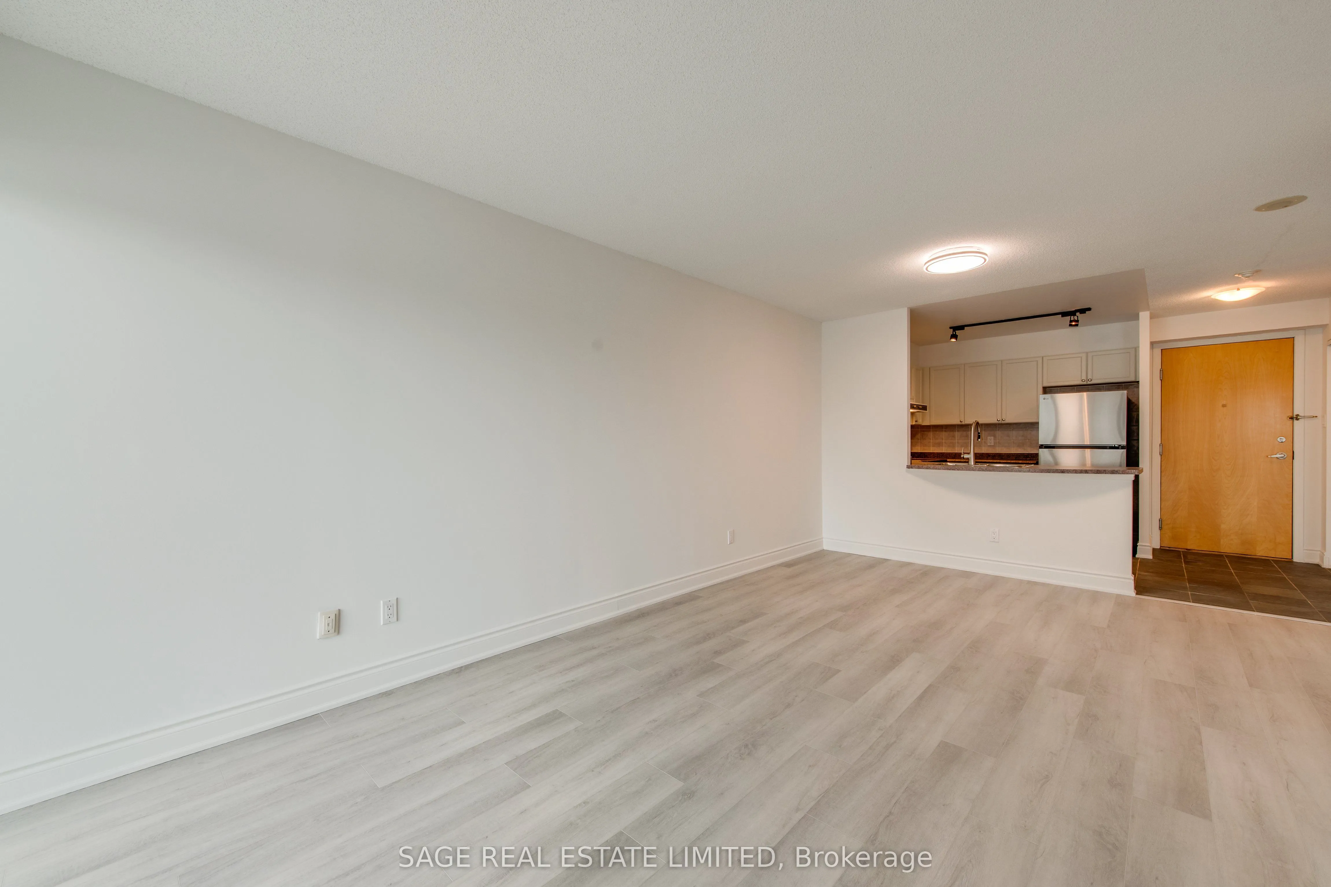 600 Queens Quay W, #531