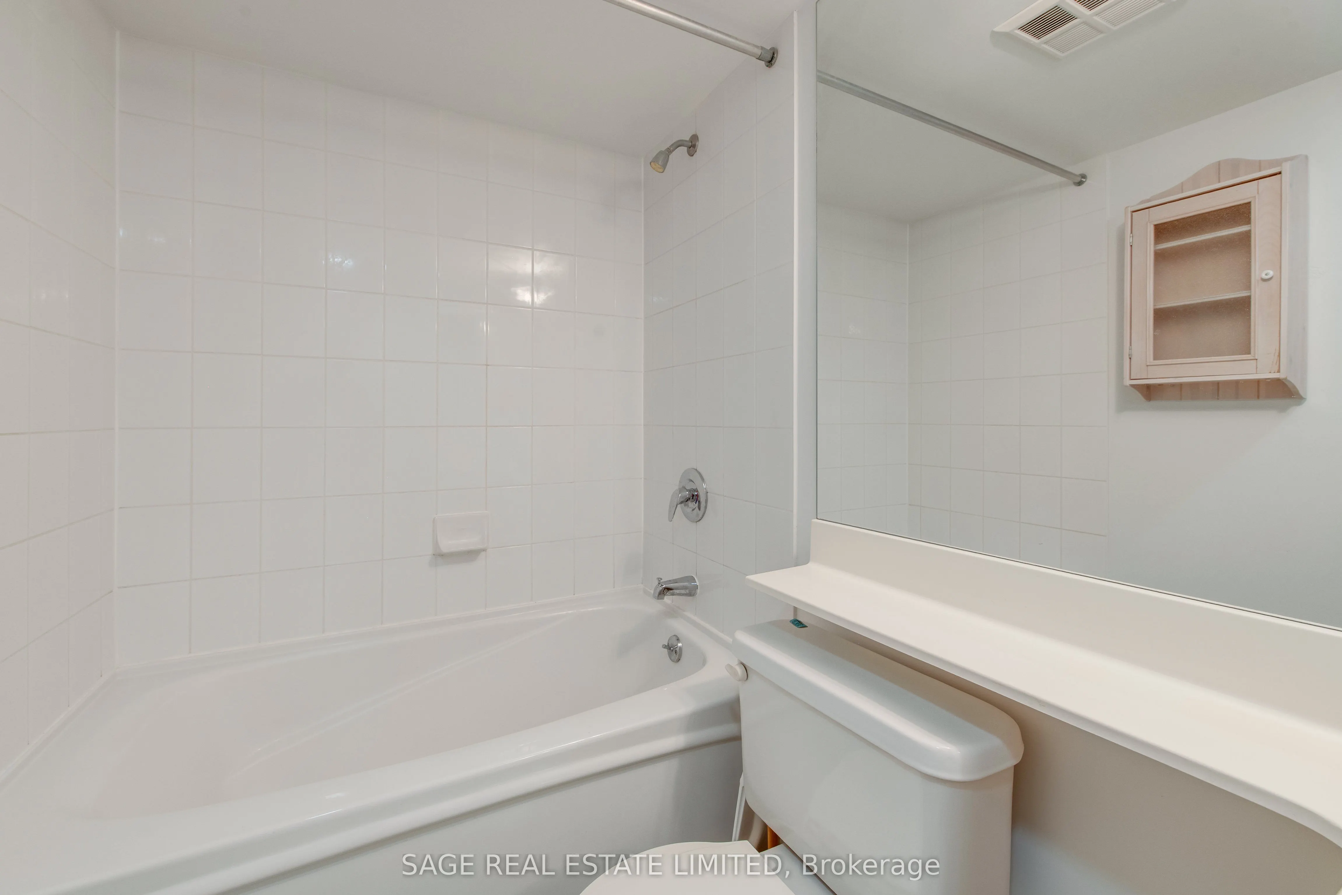 600 Queens Quay W, #531