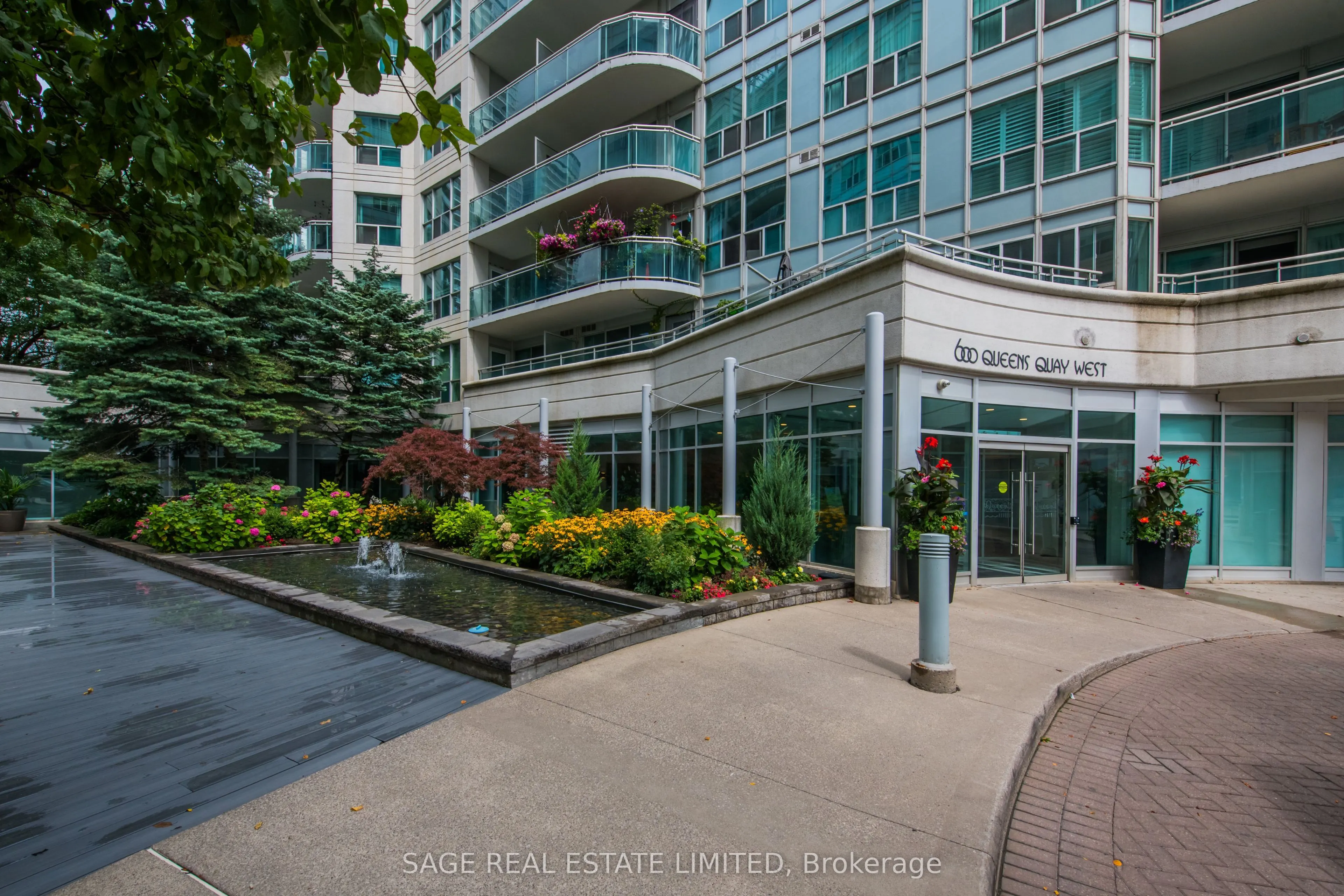 600 Queens Quay W, #531