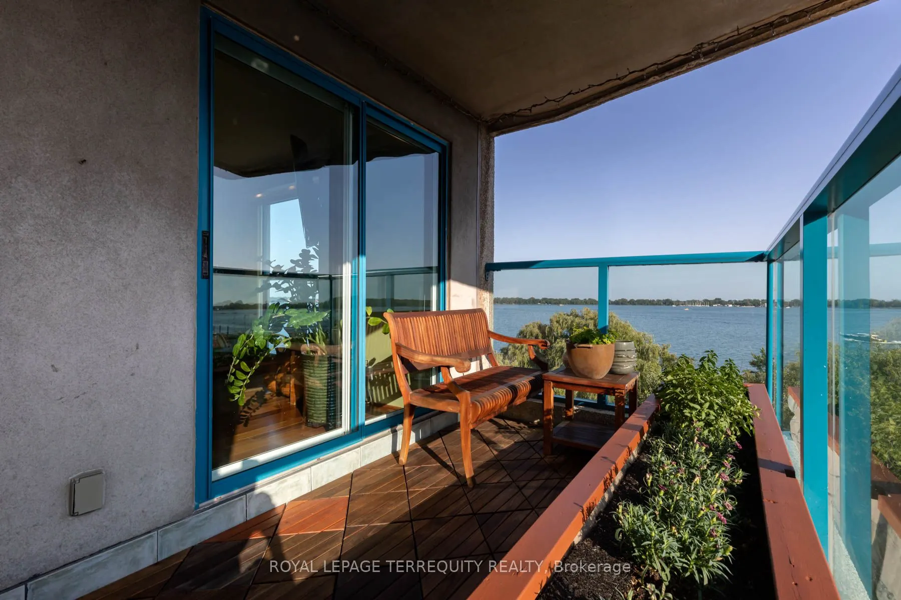 99 Harbour Square, #708 ST