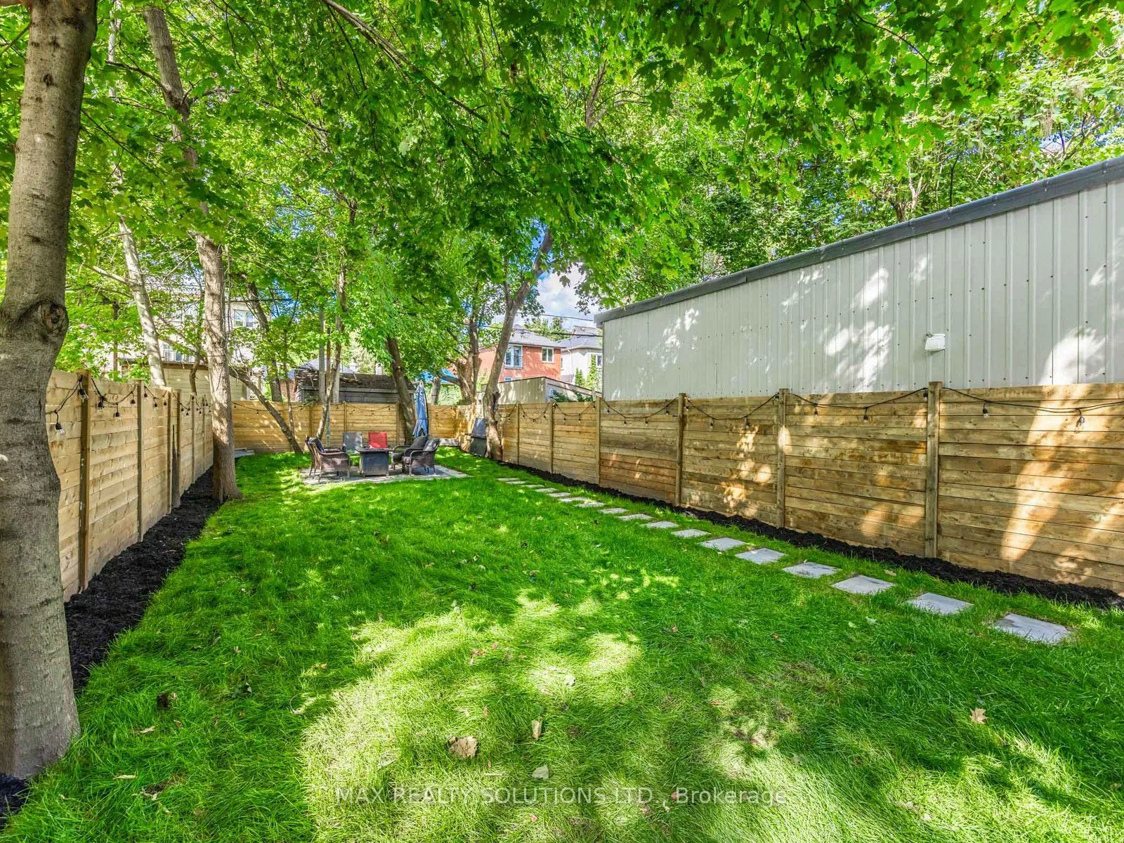 22 mann Avenue