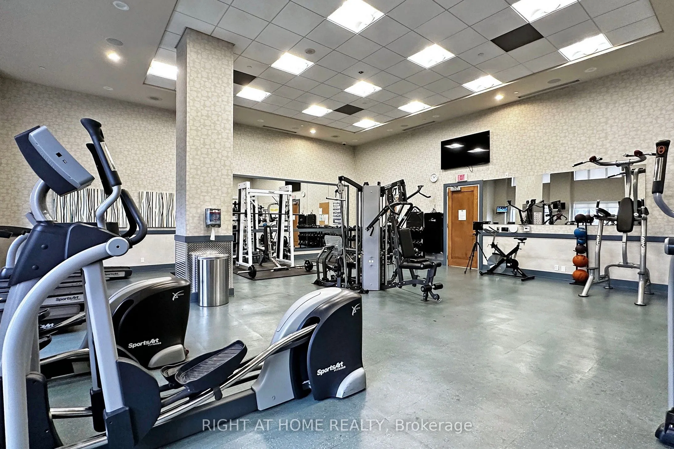 100 Harrison Garden Boulevard, #17
