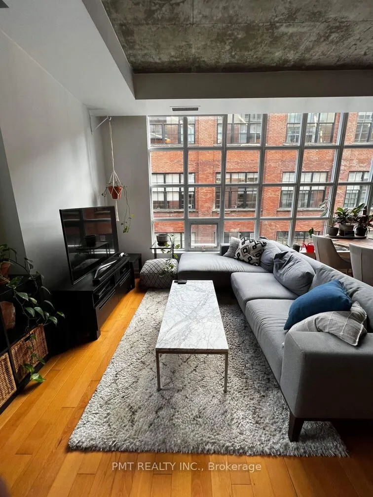 23 Brant Street, #312